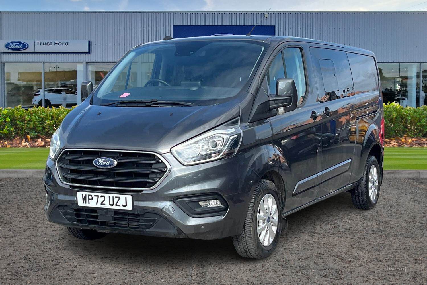 Nov 2022 Ford Transit Custom 2.0 EcoBlue 170ps Low Roof D/Cab Limited Van Auto
