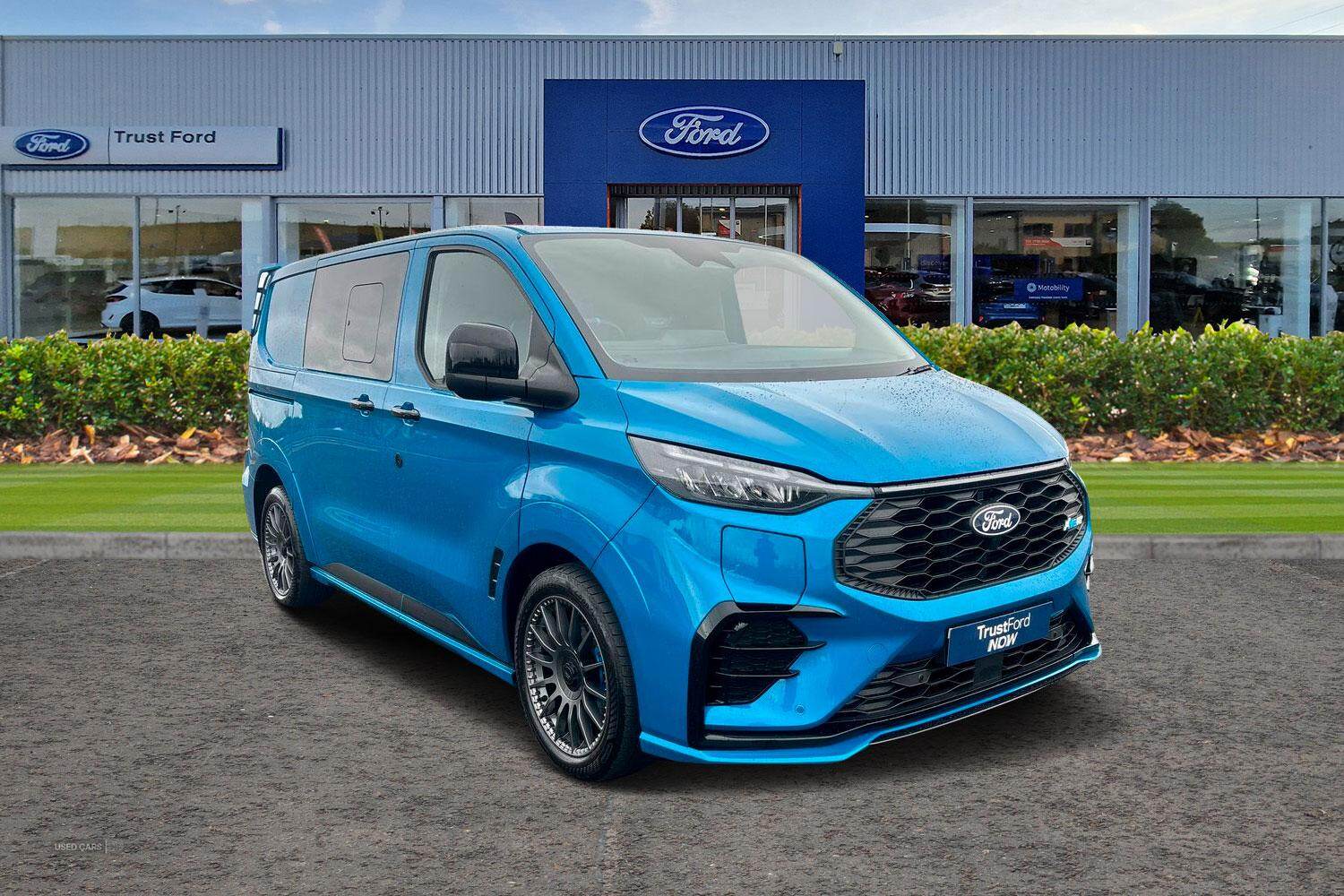 Oct 2024 Ford Transit Custom 210kW 65kWh H1 Double Cab Van MS-RT Auto