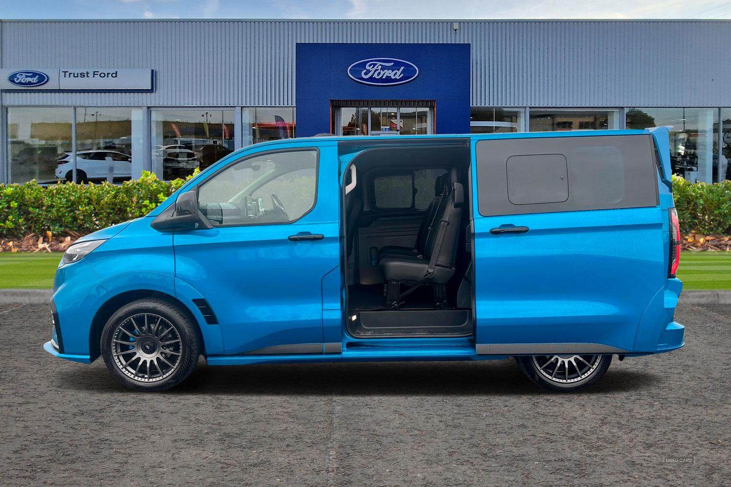 Oct 2024 Ford Transit Custom 210kW 65kWh H1 Double Cab Van MS-RT Auto