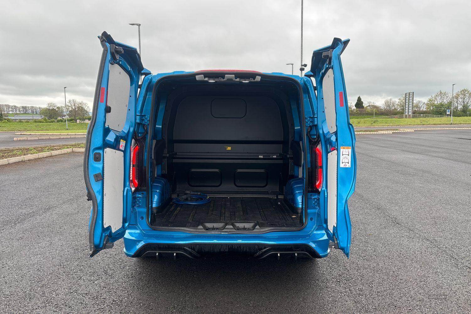 Oct 2024 Ford Transit Custom 210kW 65kWh H1 Double Cab Van MS-RT Auto