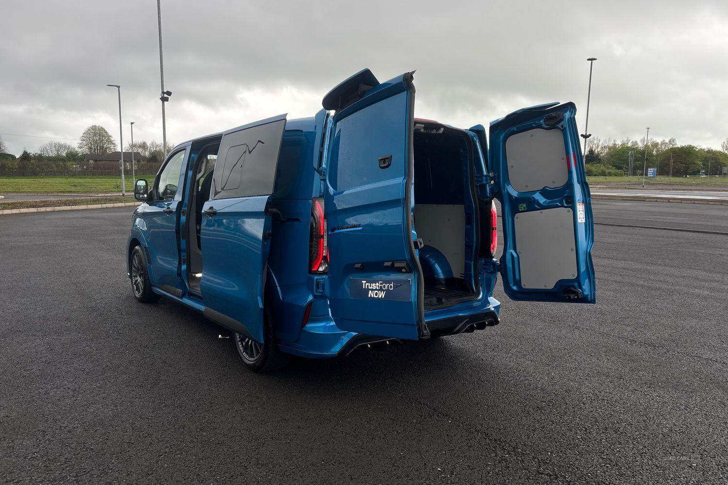 Oct 2024 Ford Transit Custom 210kW 65kWh H1 Double Cab Van MS-RT Auto