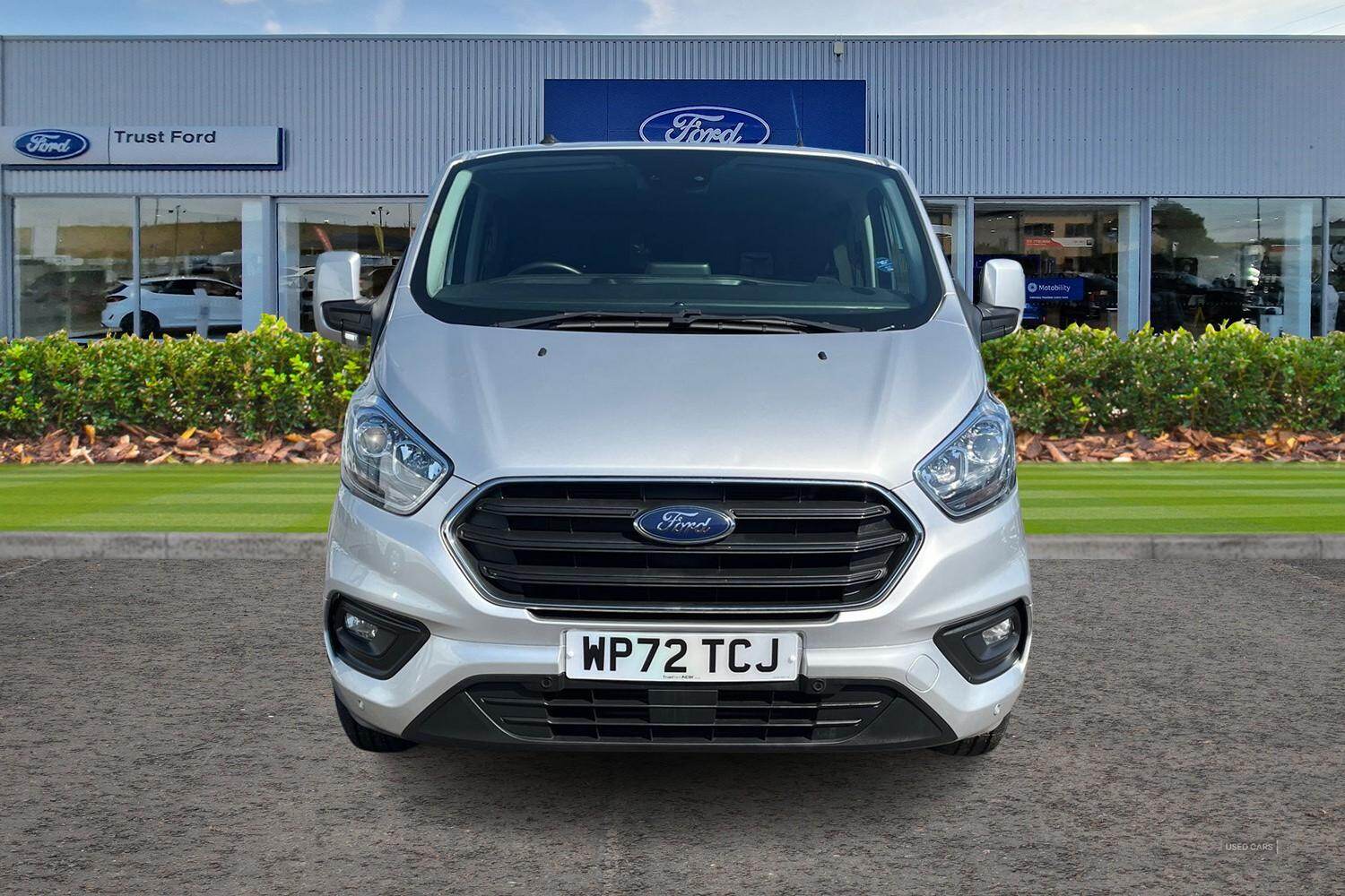 Nov 2022 Ford Transit Custom 2.0 EcoBlue 170ps Low Roof D/Cab Limited Van Auto