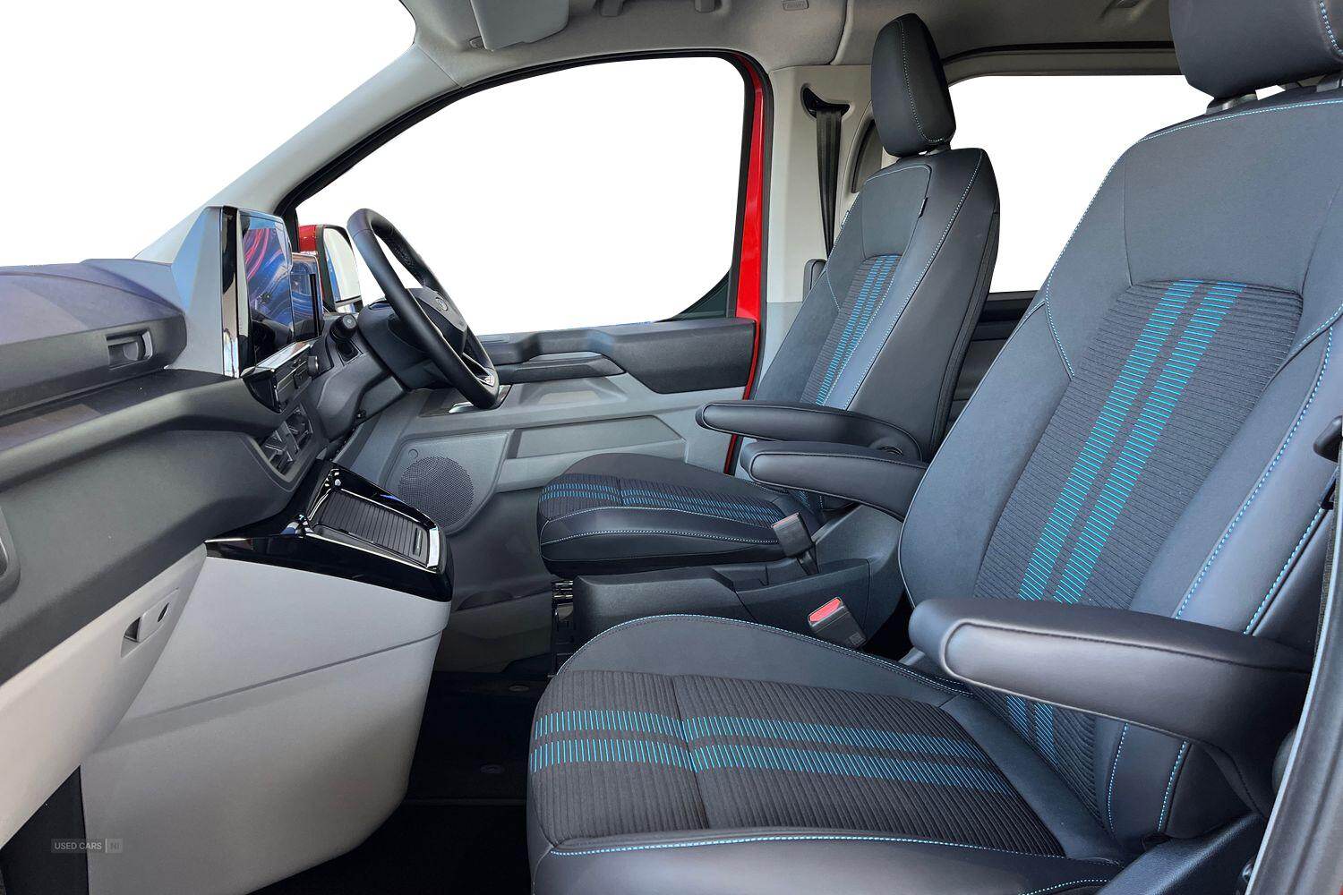 Ford Transit Custom 320 SPORT AUTO L1 SWB Double Cab In Van 65kw 218PS RWD Low Roof, MATTE BLACK 19 INCH ALLOYS, IN STOCK