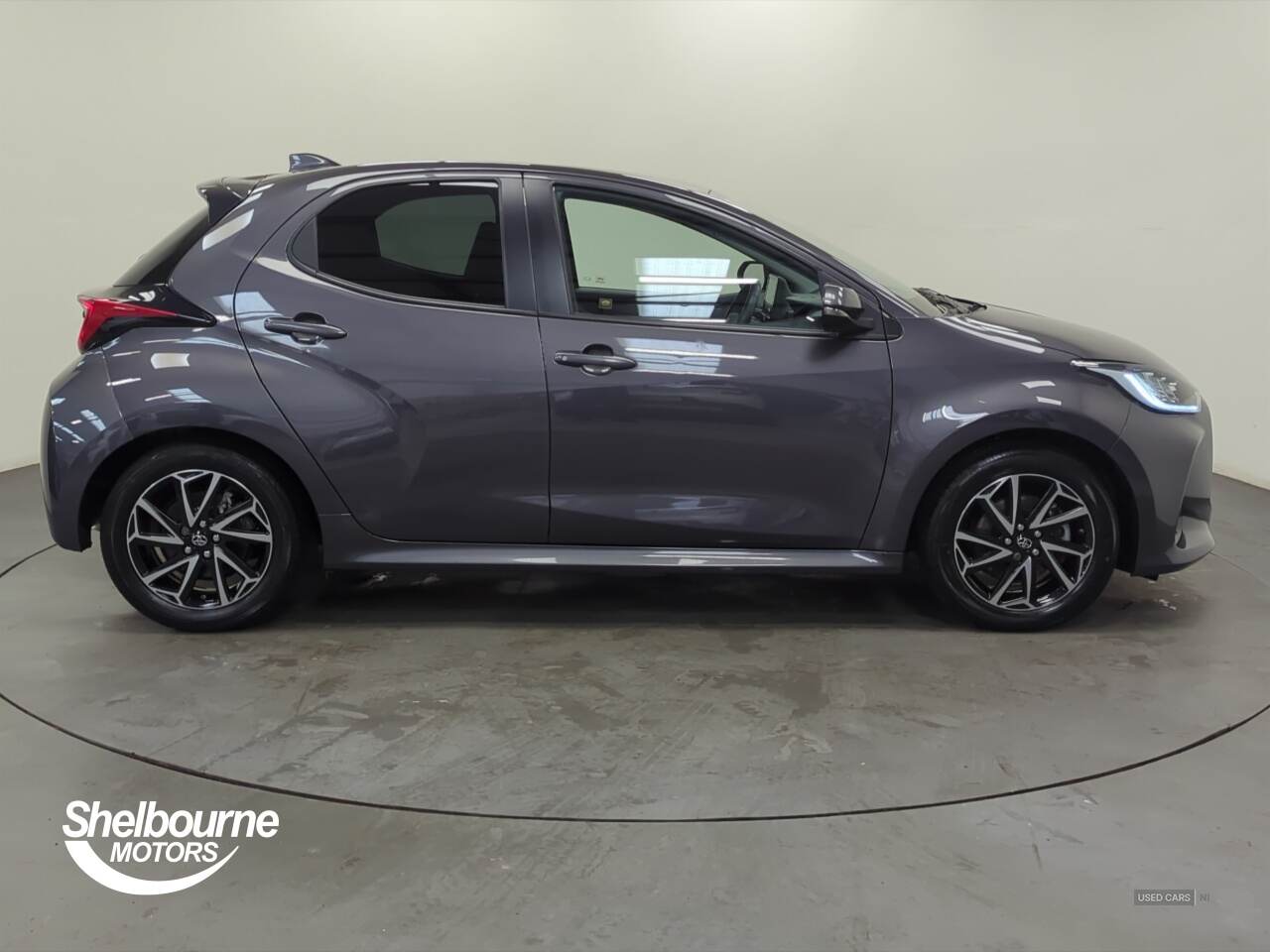 Feb 2022 Toyota Yaris 1.5 Hybrid Design 5dr CVT