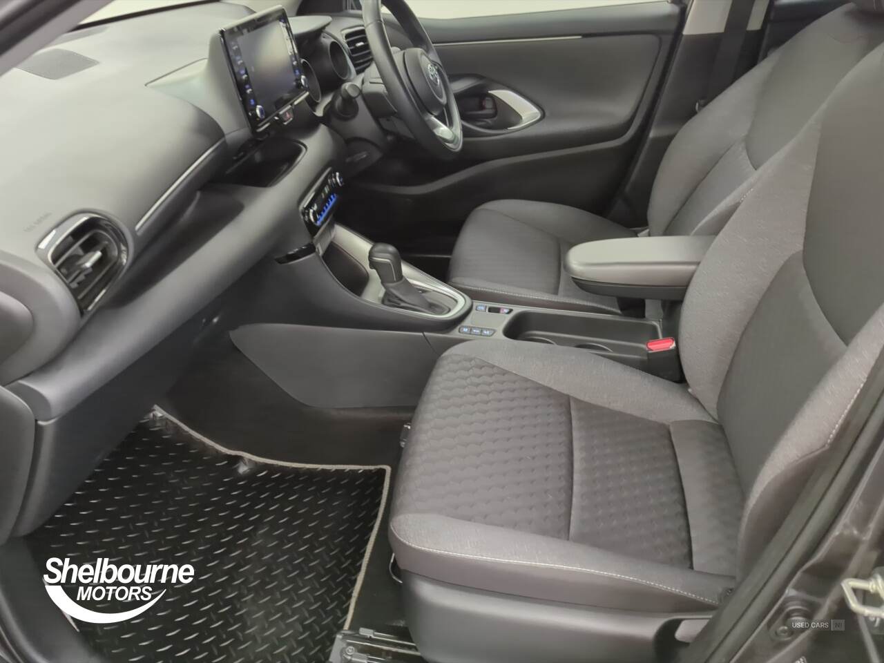 Feb 2022 Toyota Yaris 1.5 Hybrid Design 5dr CVT