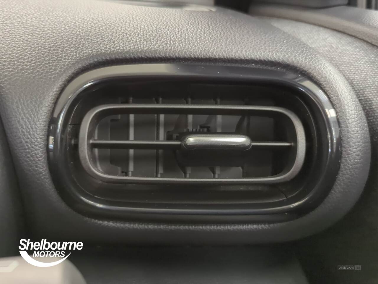 Feb 2022 Toyota Yaris 1.5 Hybrid Design 5dr CVT