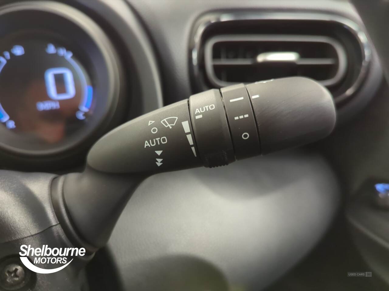 Feb 2022 Toyota Yaris 1.5 Hybrid Design 5dr CVT