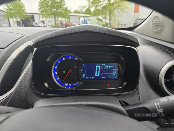 Chevrolet Trax HATCHBACK in Down