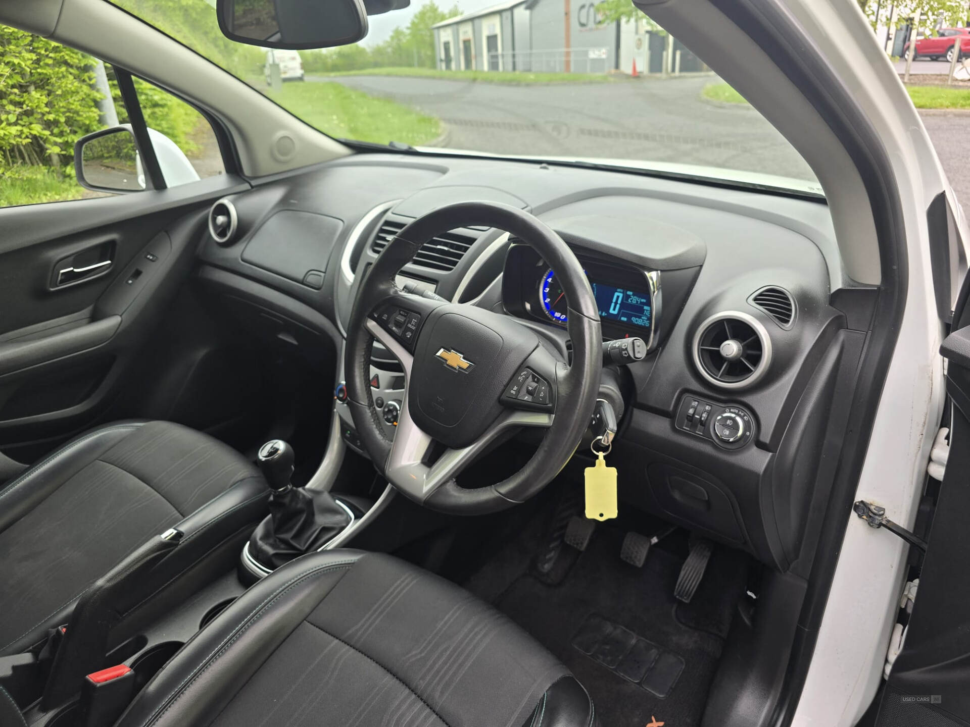 Chevrolet Trax HATCHBACK in Down