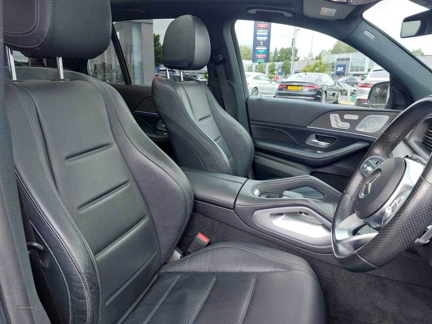 May 2019 Mercedes-Benz GLE GLE 300d 4Matic AMG Line Prem + 5dr 9G-Tron [7 St]