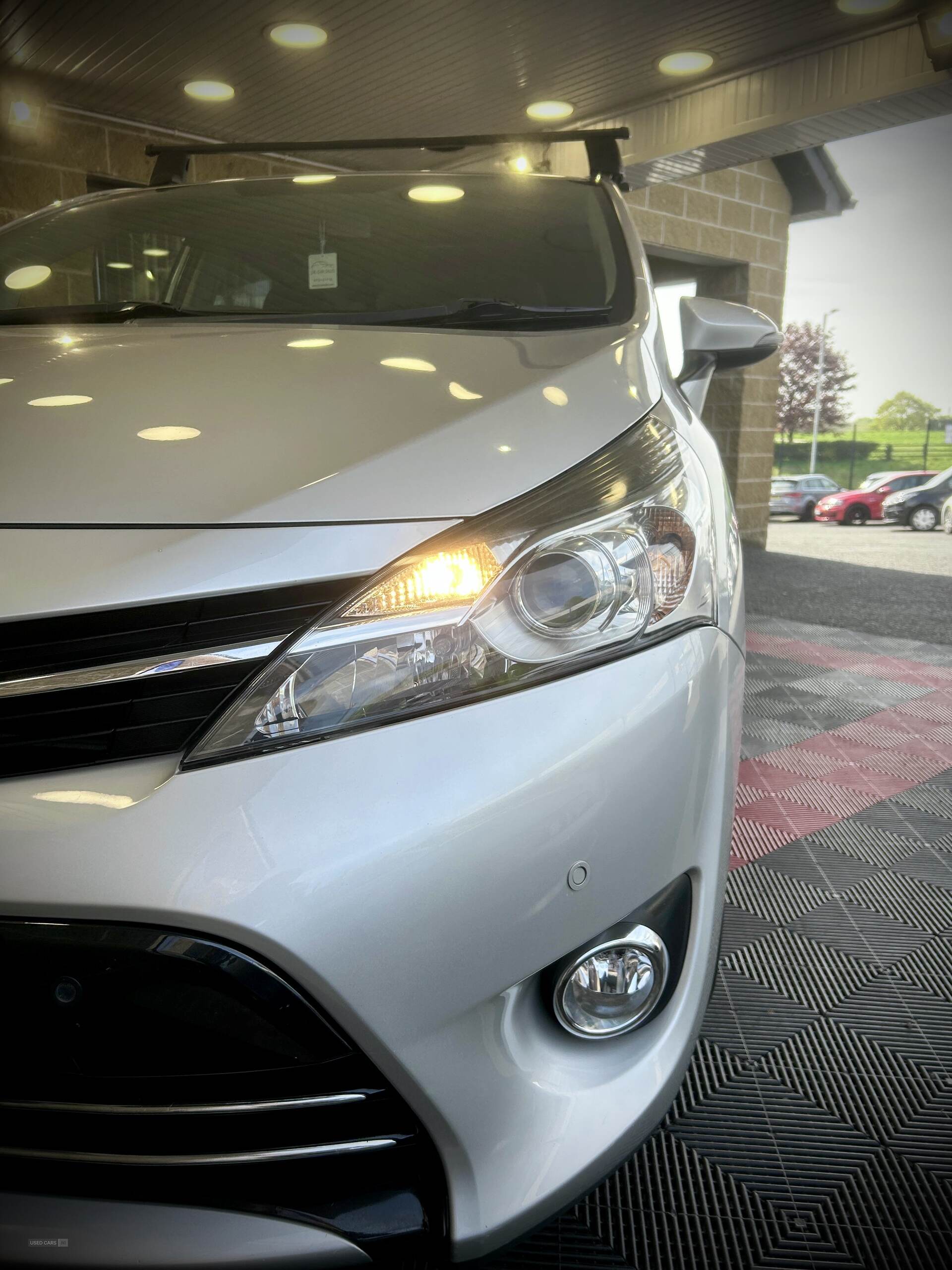 Jan 2016 Toyota Verso 1.6 D-4D Trend 5dr