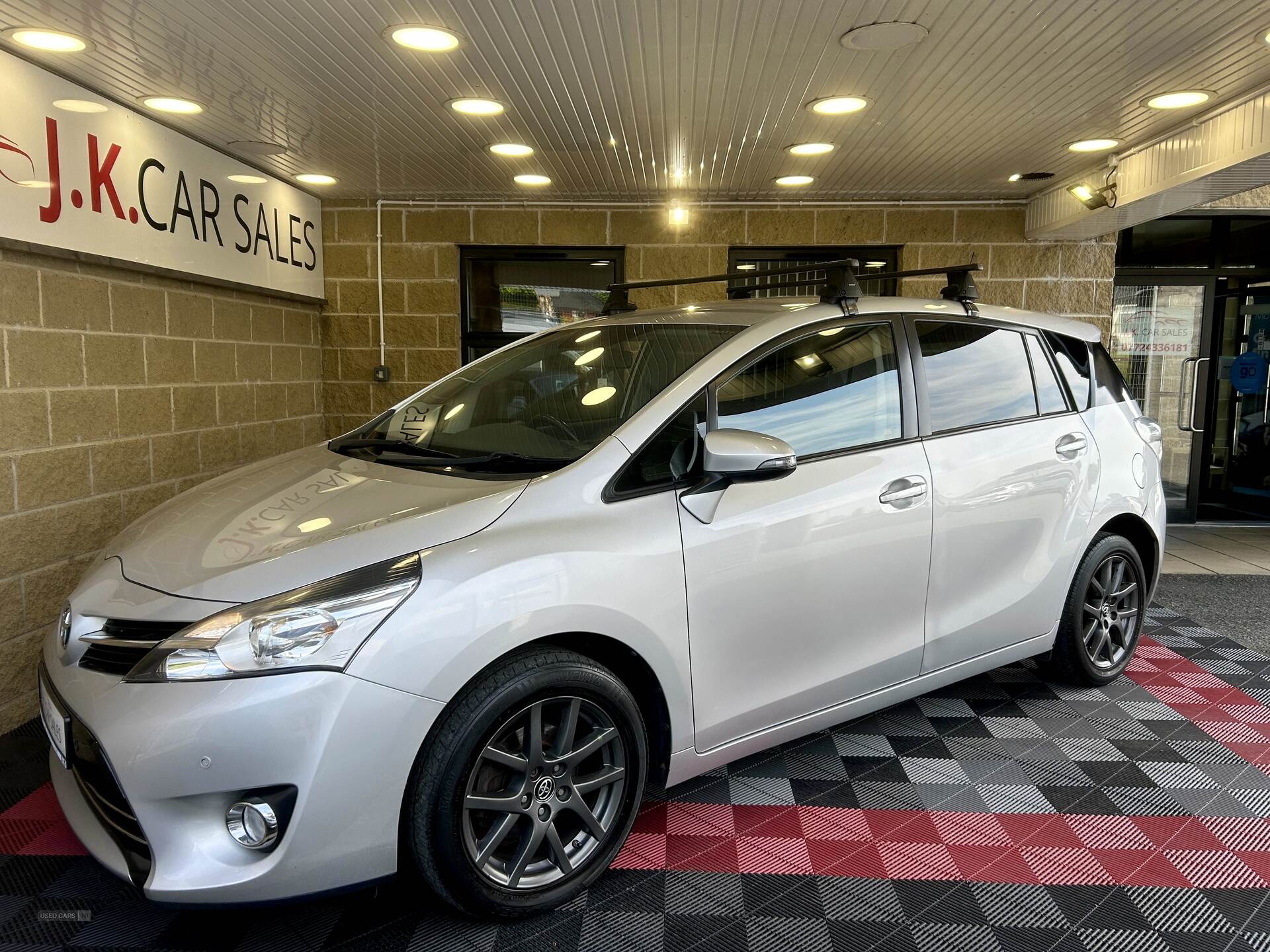 Jan 2016 Toyota Verso 1.6 D-4D Trend 5dr