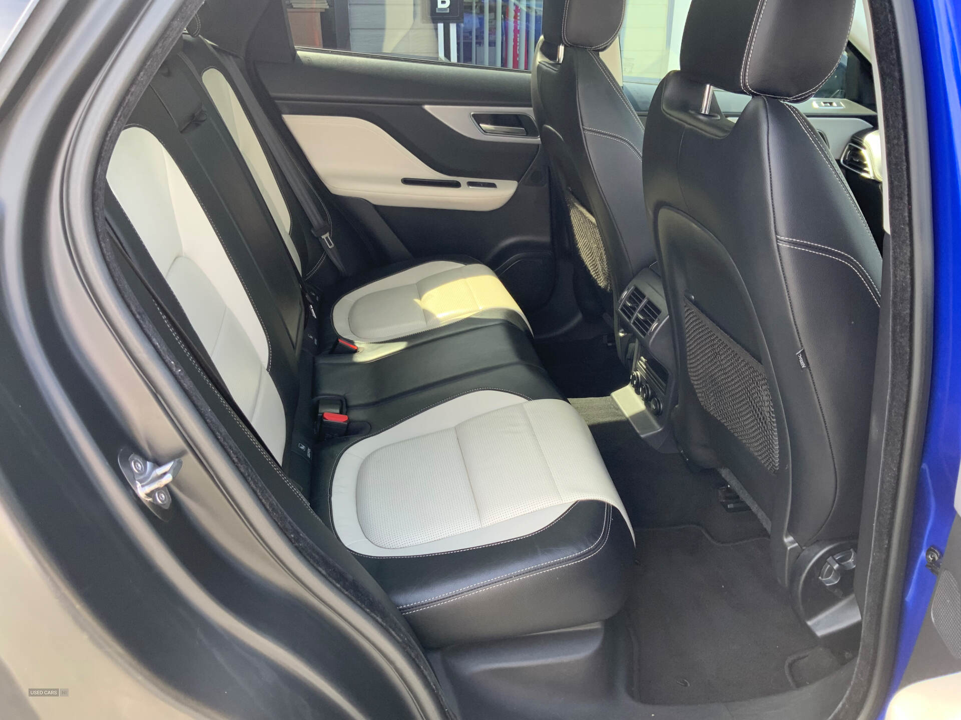 Oct 2017 Jaguar F-Pace 2.0d R-Sport 5dr Auto AWD