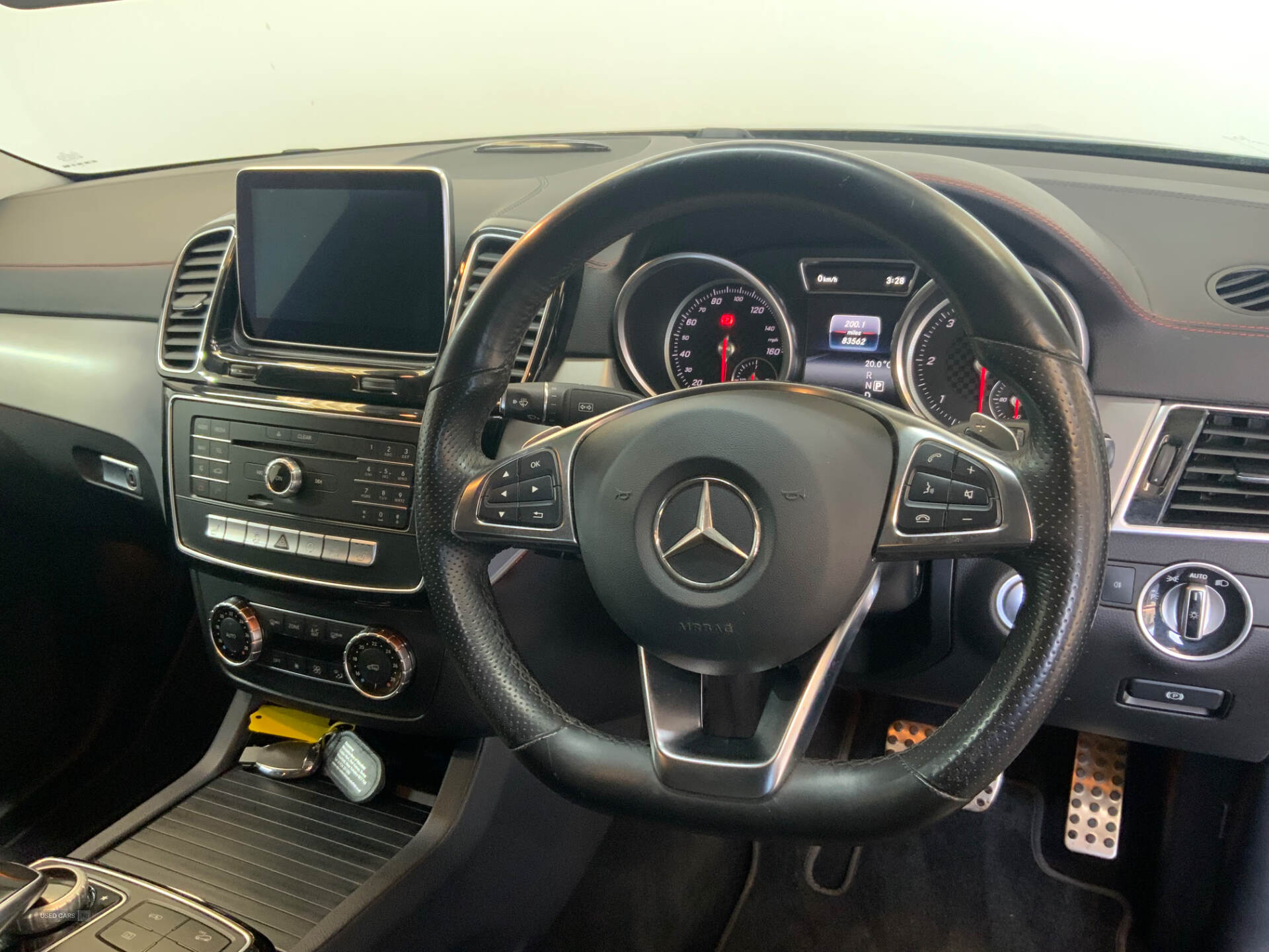 Jan 2016 Mercedes GLE-Class GLE 350d 4Matic AMG Line 5dr 9G-Tronic