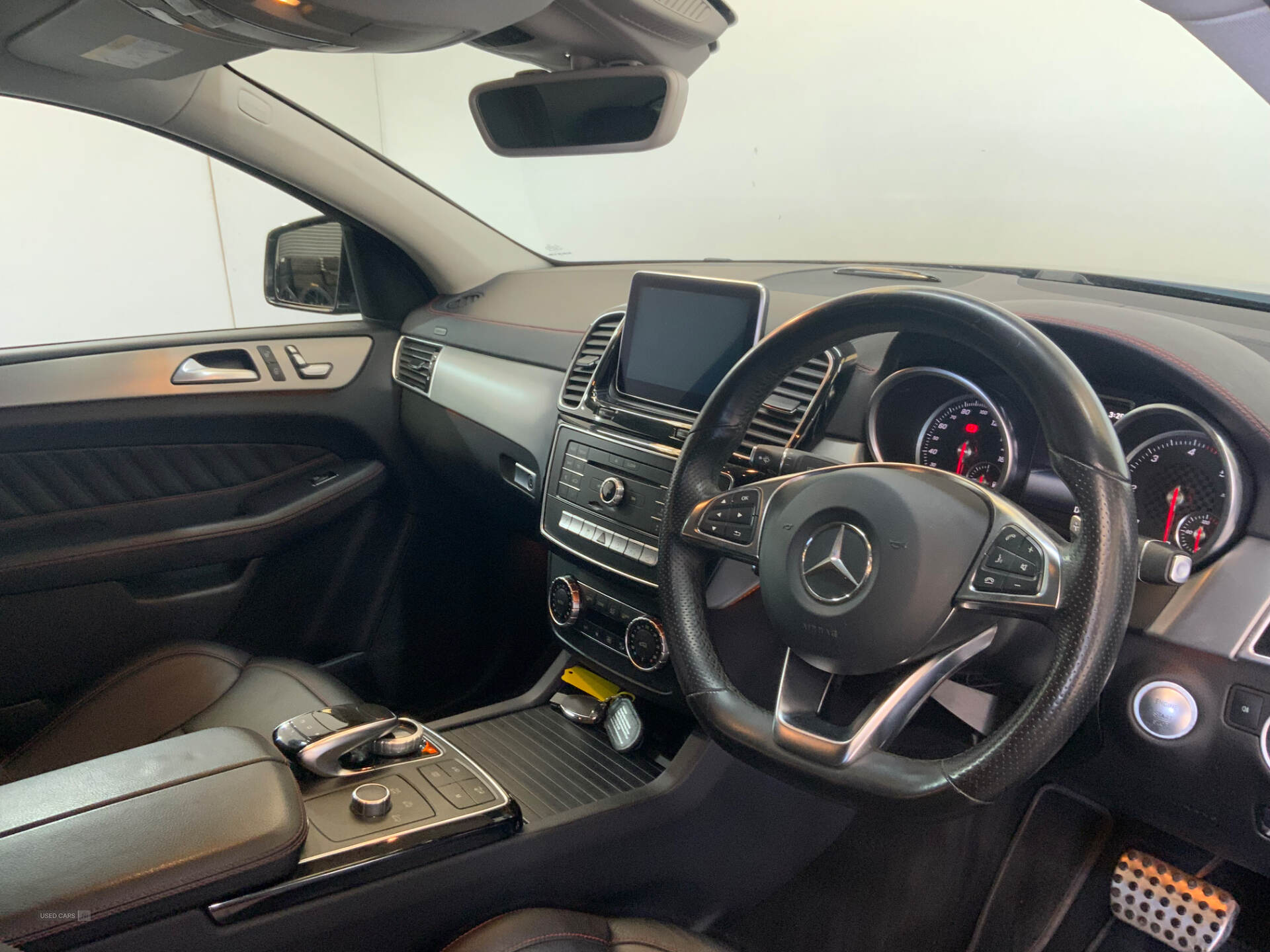 Jan 2016 Mercedes GLE-Class GLE 350d 4Matic AMG Line 5dr 9G-Tronic