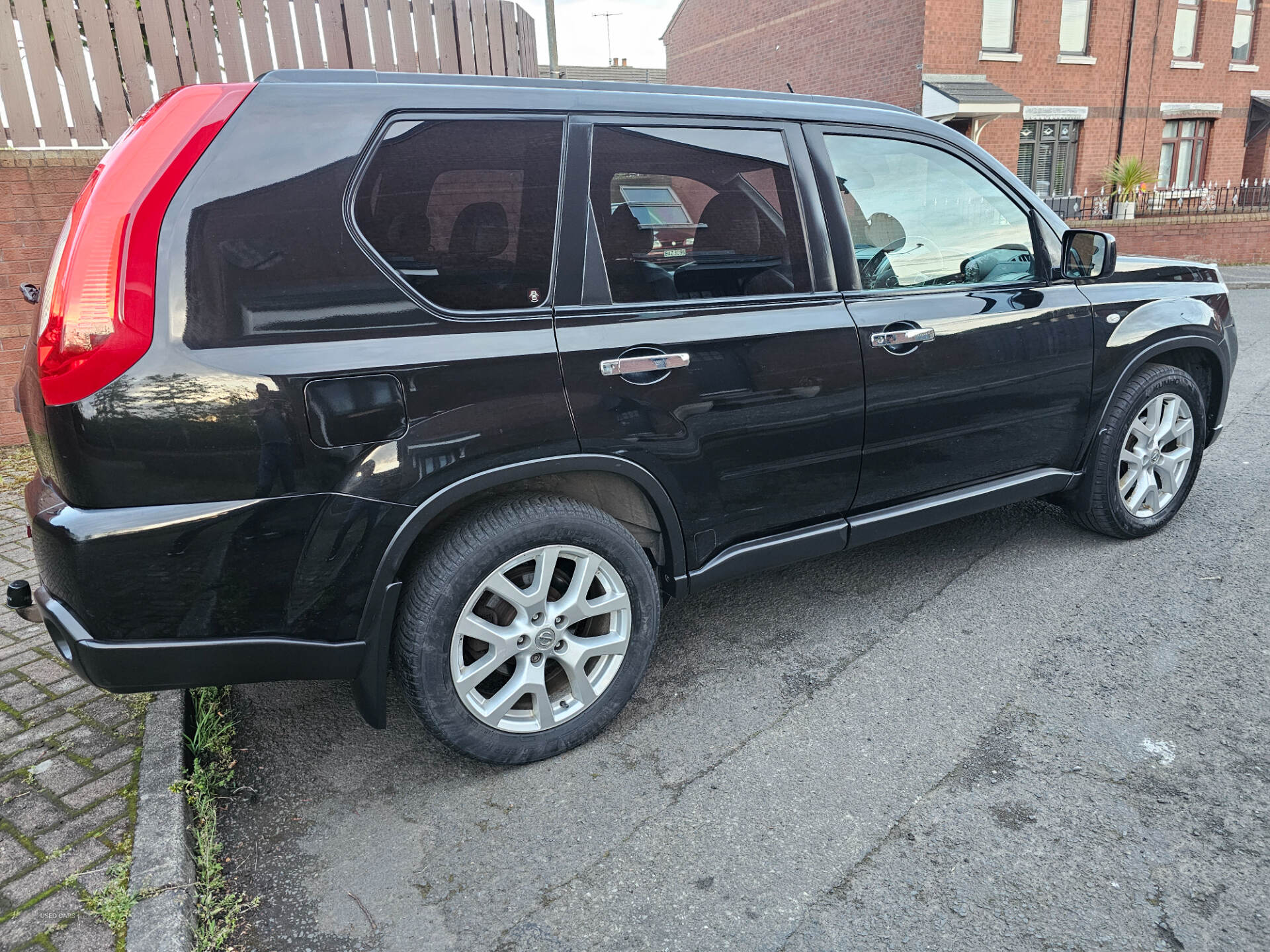 Dec 2011 Nissan X-Trail 2.0 dCi 173 Tekna 5dr