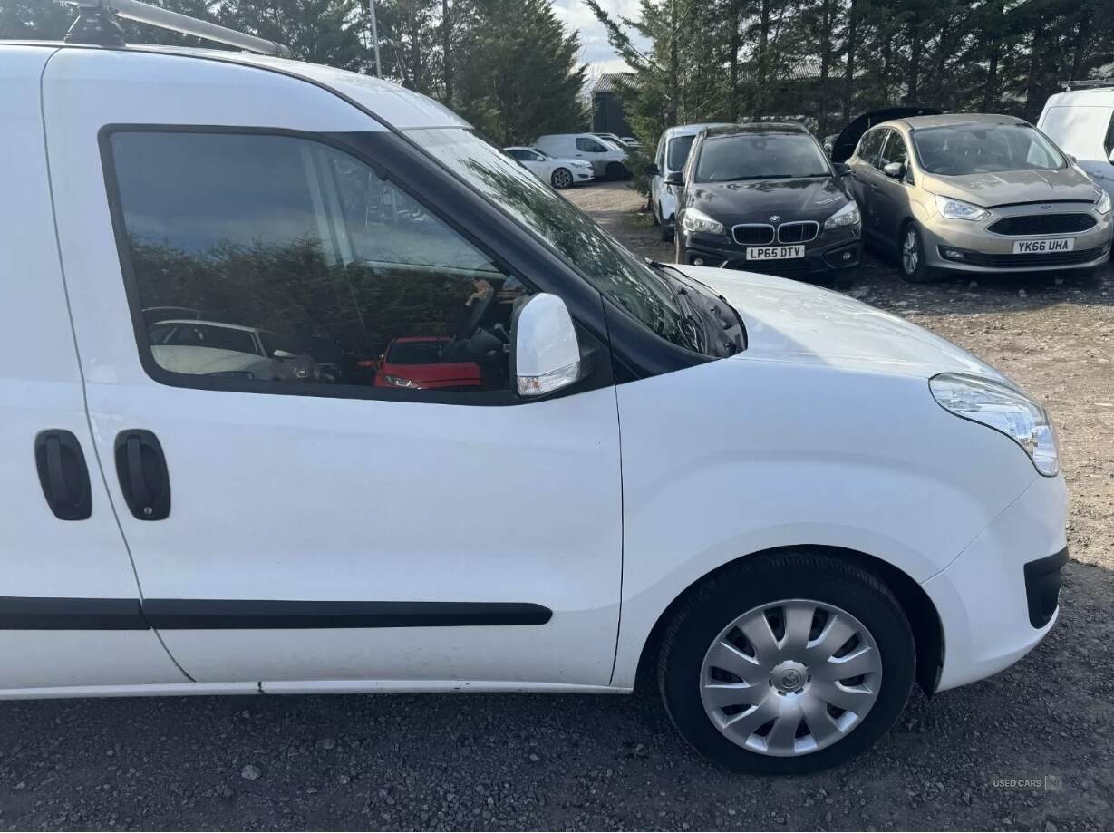 Vauxhall Combo Long Wheel Base Maxi Combo 2 doors 3 Rear Seats in Tyrone