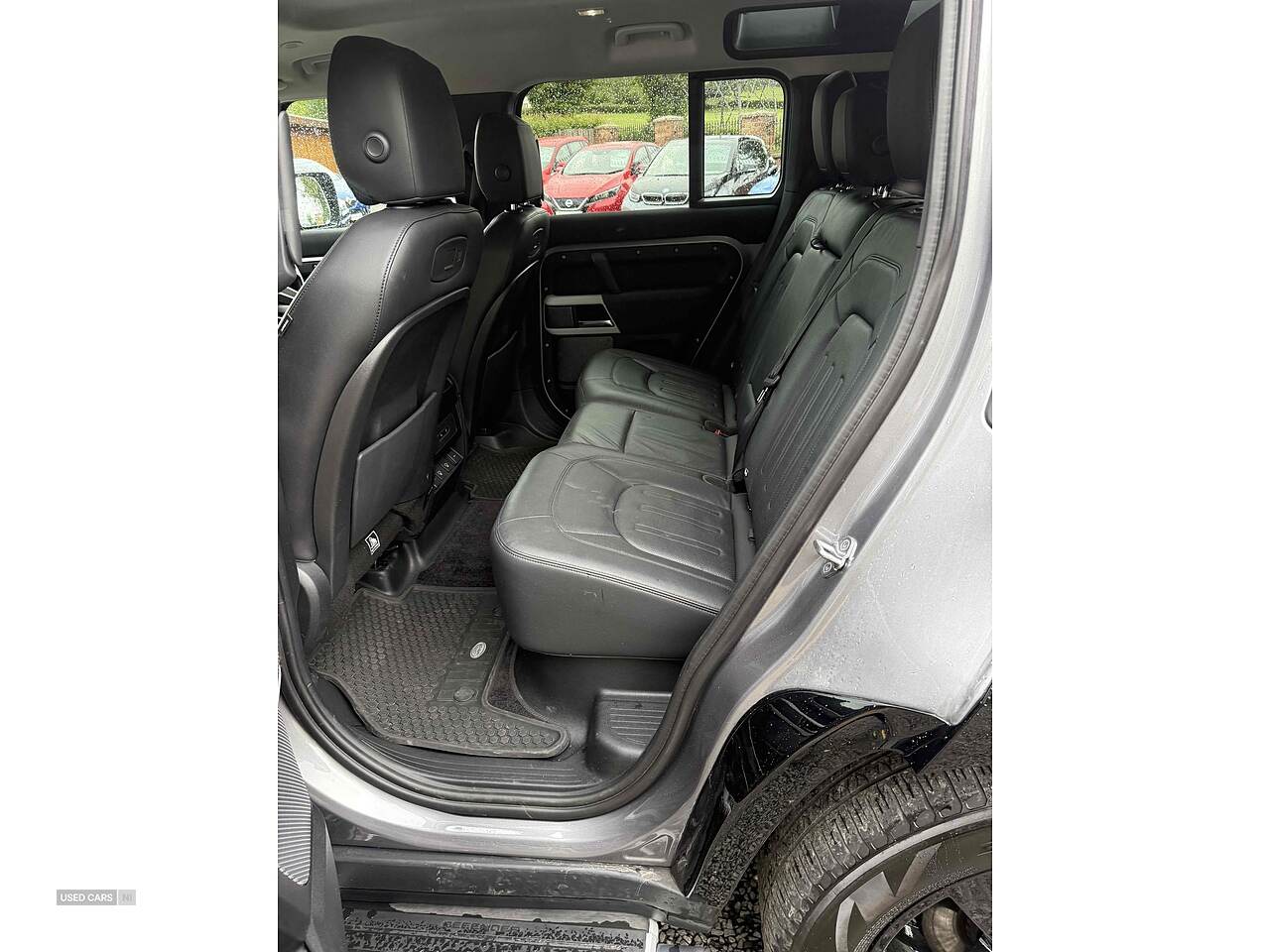 Apr 2021 Land Rover Defender 3.0 D250 SE 110 5dr Auto