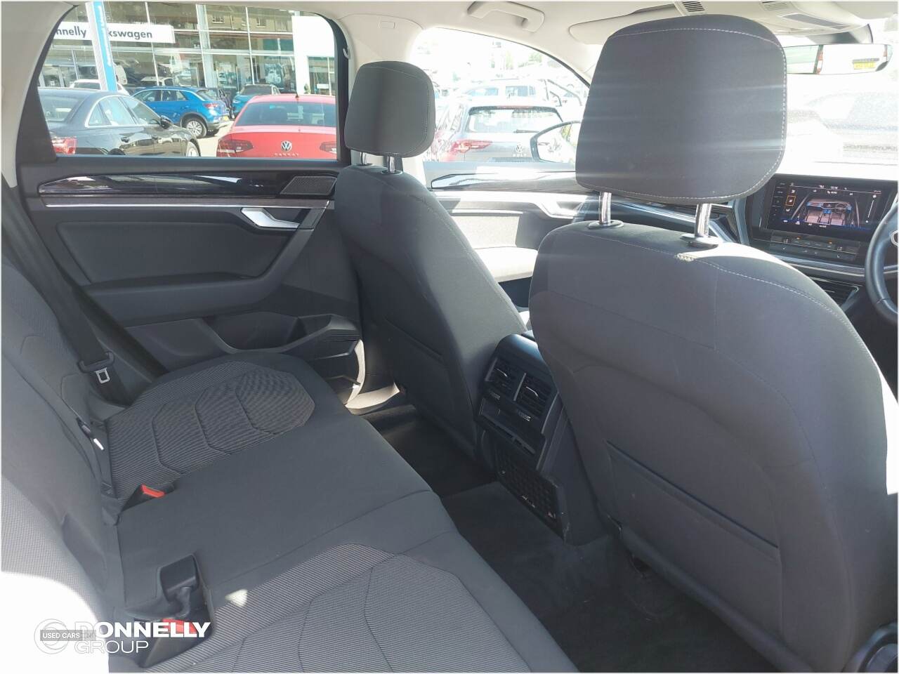 Feb 2021 Volkswagen Touareg 3.0 V6 TDI 4Motion 231 SE 5dr Tip Auto