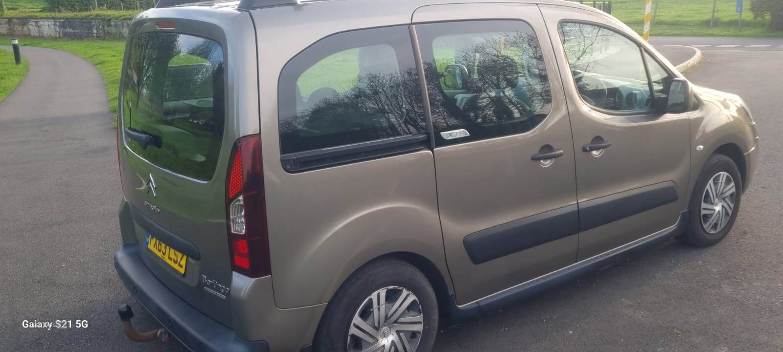 Sep 2013 Citroen Berlingo Multispace 1.6 e-HDi 90 Airdream XTR 5dr EGS6