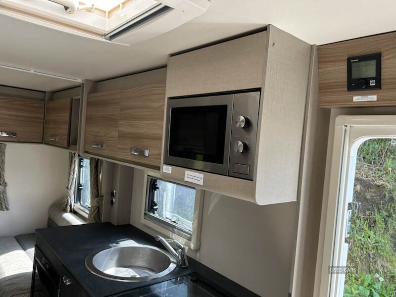 May 2022 Fiat Ducato Motorhome Swift Edge 486 6 Birth