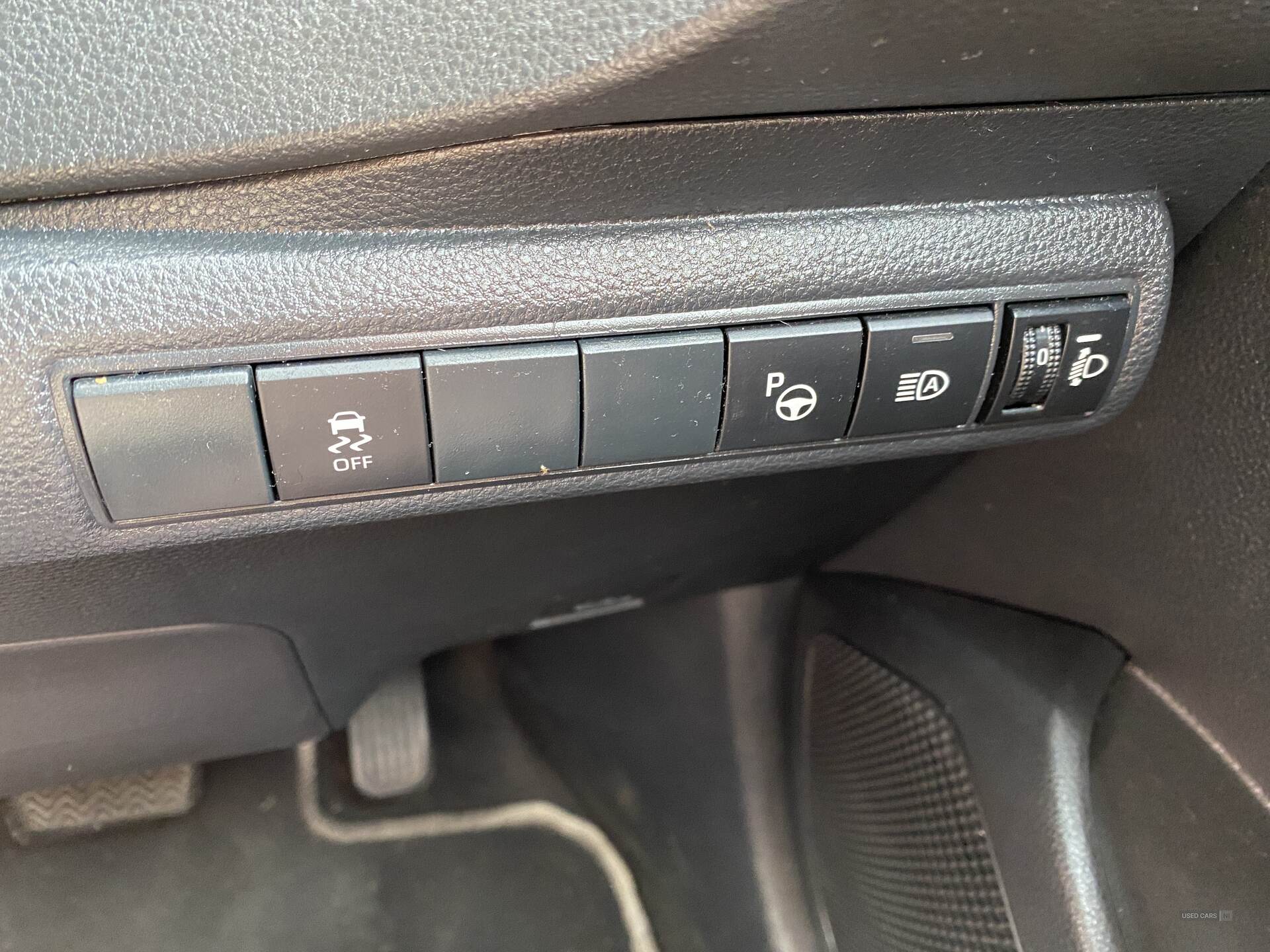 Jan 2022 Toyota Corolla 1.8 VVT-i Hybrid Icon Tech 5dr CVT