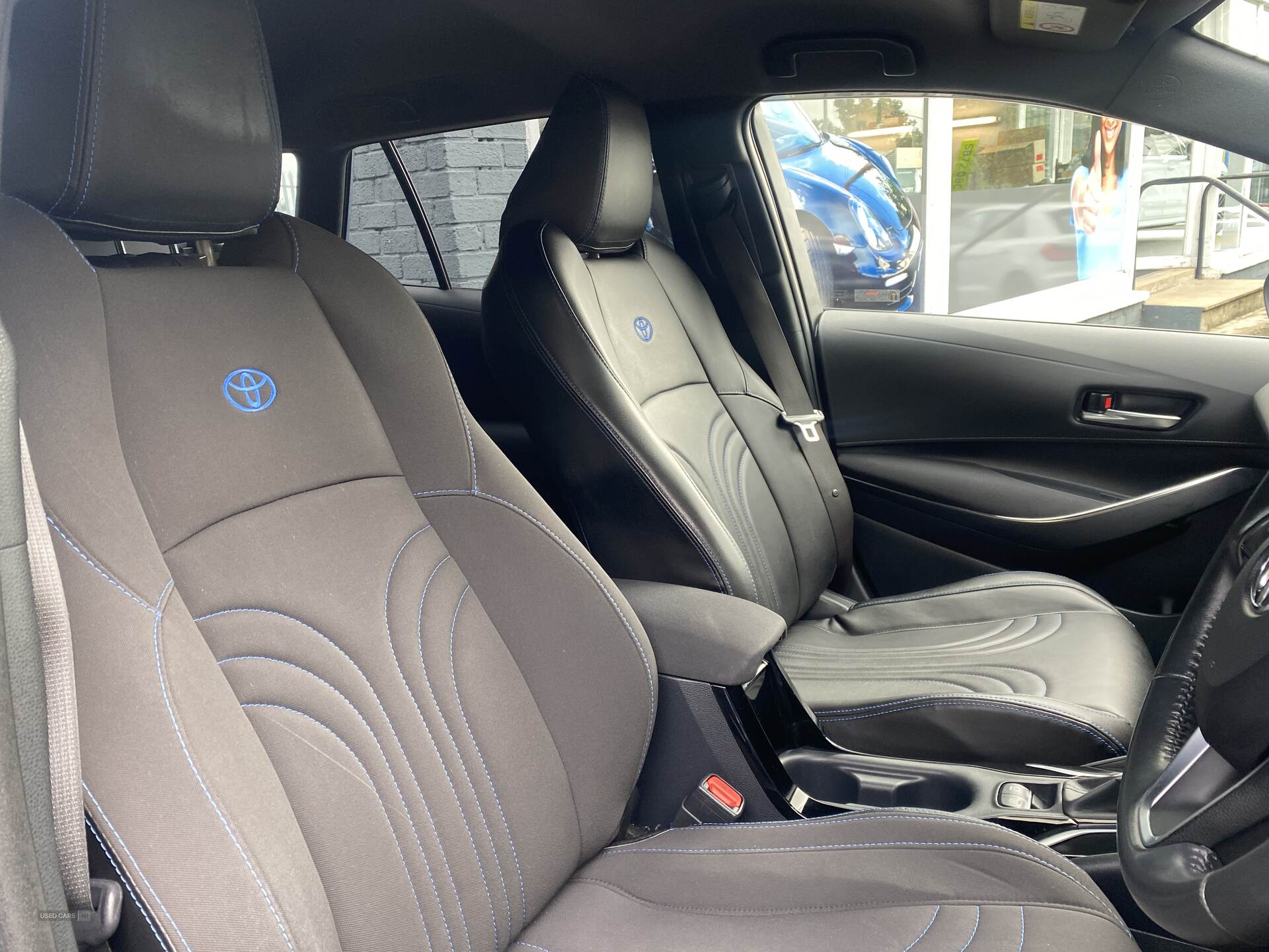 Jan 2022 Toyota Corolla 1.8 VVT-i Hybrid Icon Tech 5dr CVT
