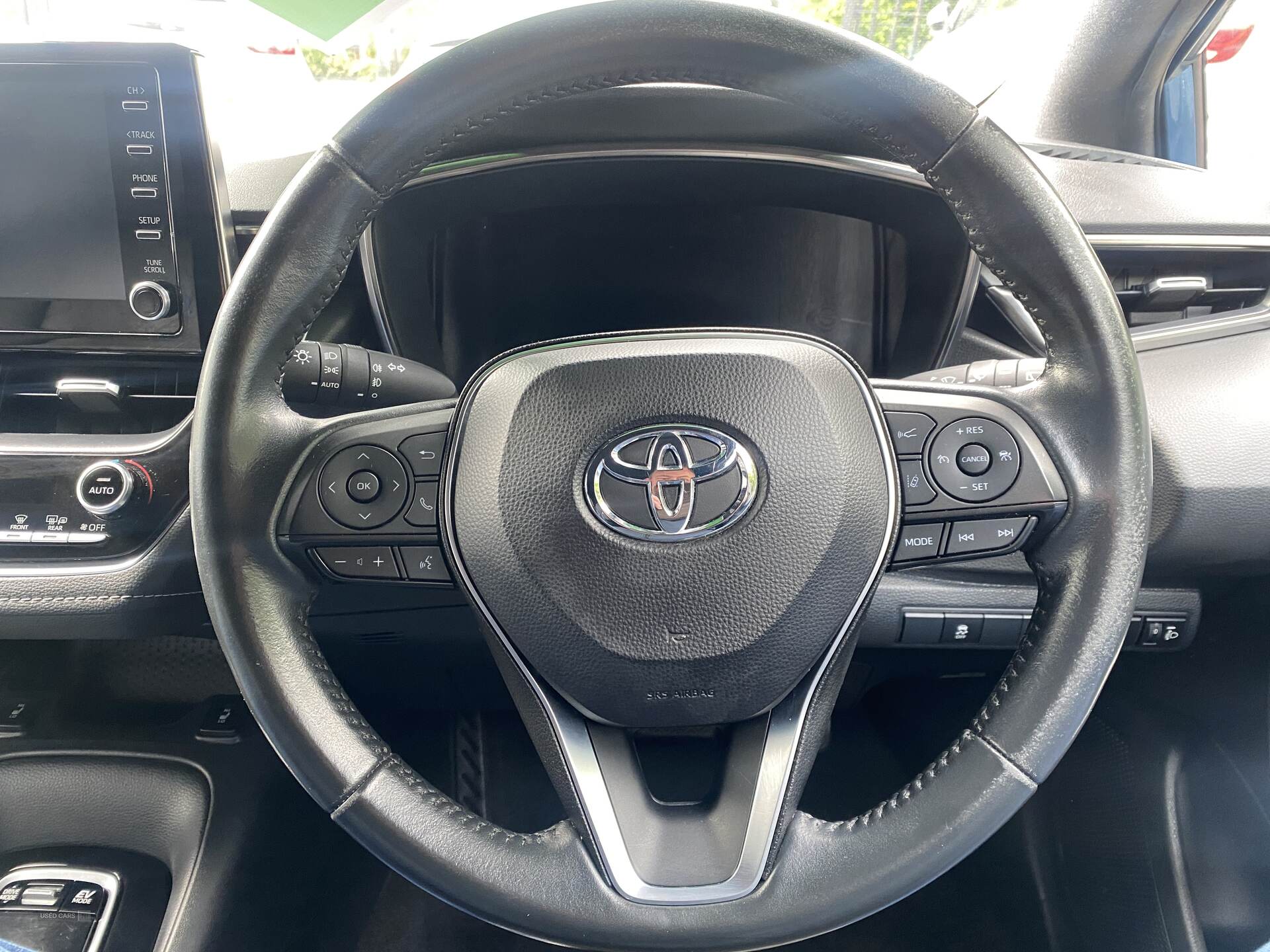Jan 2022 Toyota Corolla 1.8 VVT-i Hybrid Icon Tech 5dr CVT