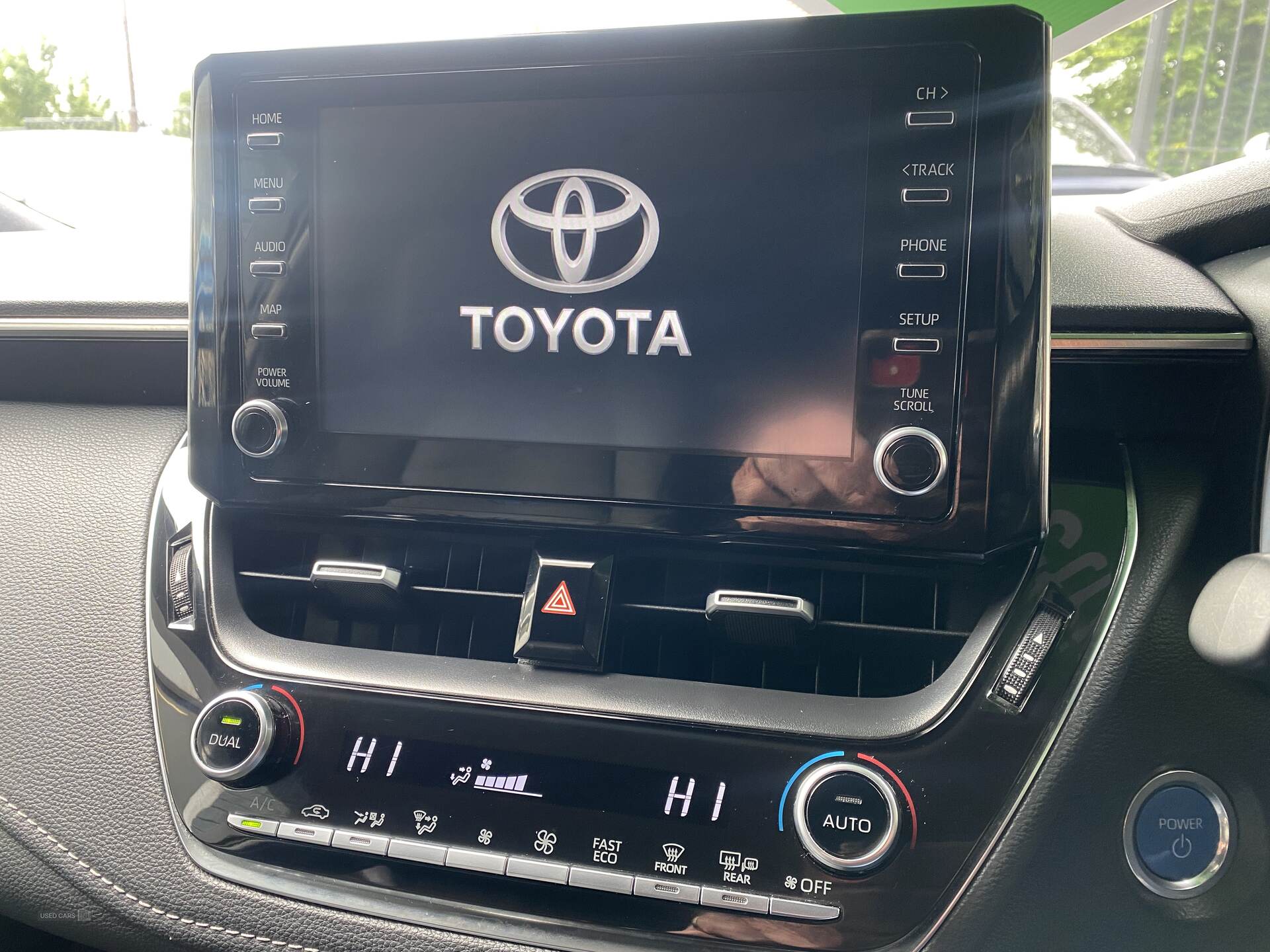 Jan 2022 Toyota Corolla 1.8 VVT-i Hybrid Icon Tech 5dr CVT