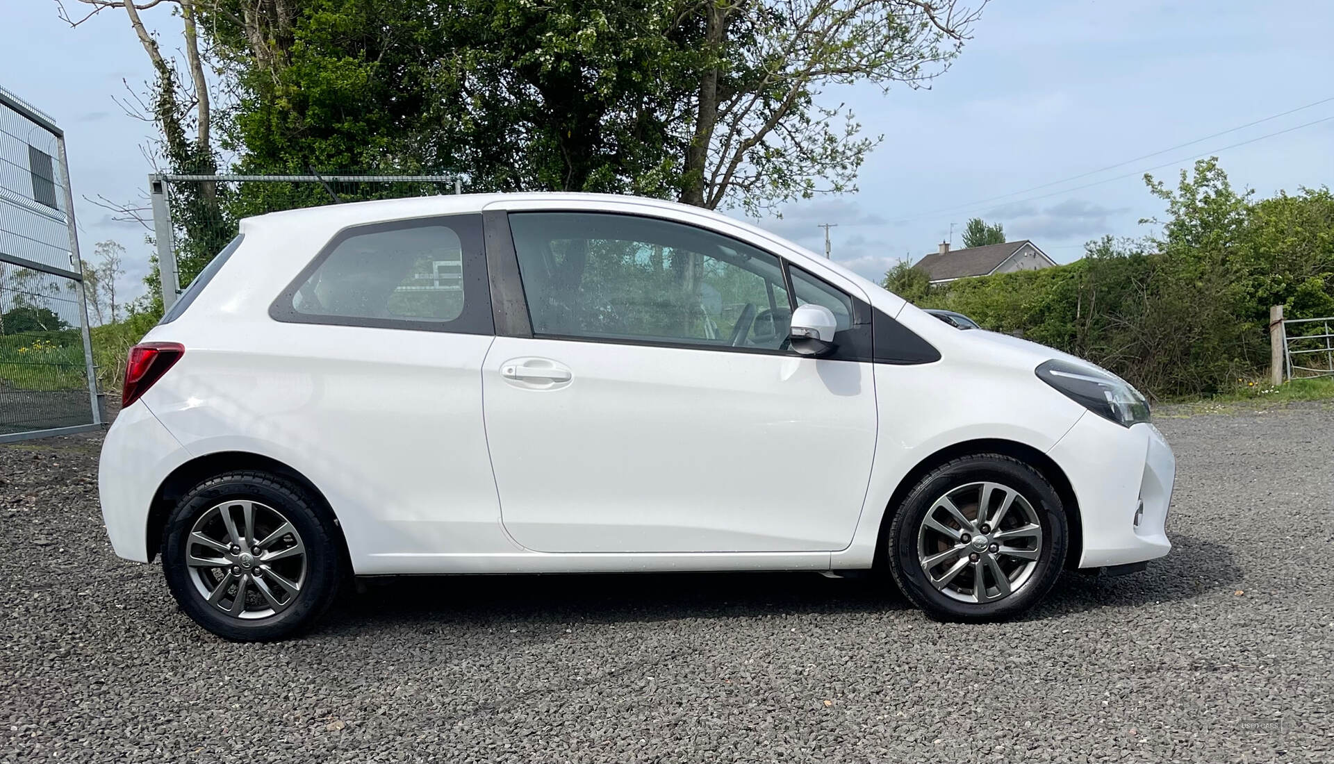 Jul 2015 Toyota Yaris 1.0 VVT-i Icon 3dr