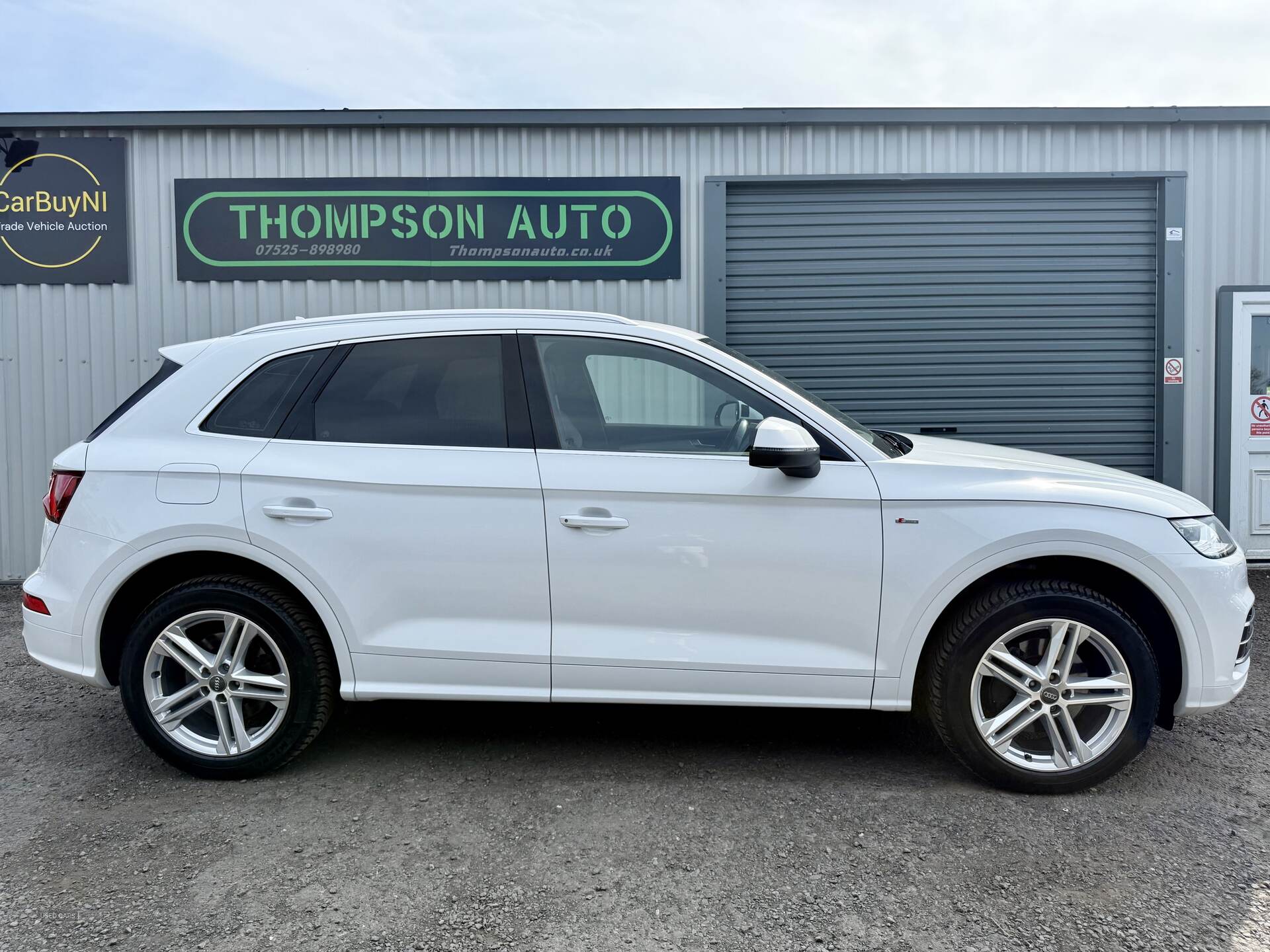 Audi Q5 DIESEL ESTATE in Down
