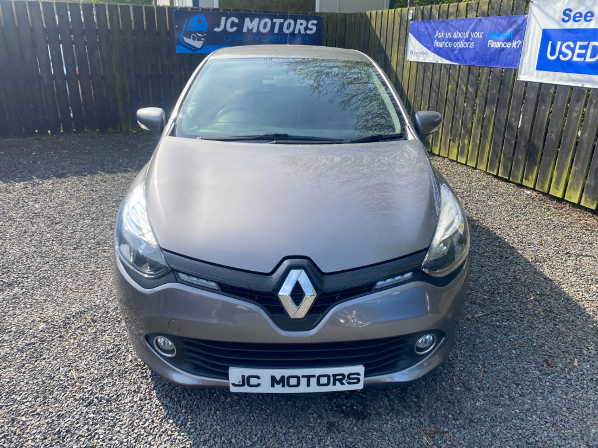 Jan 2014 Renault Clio 1.5 dCi 90 Expression+ Energy 5dr