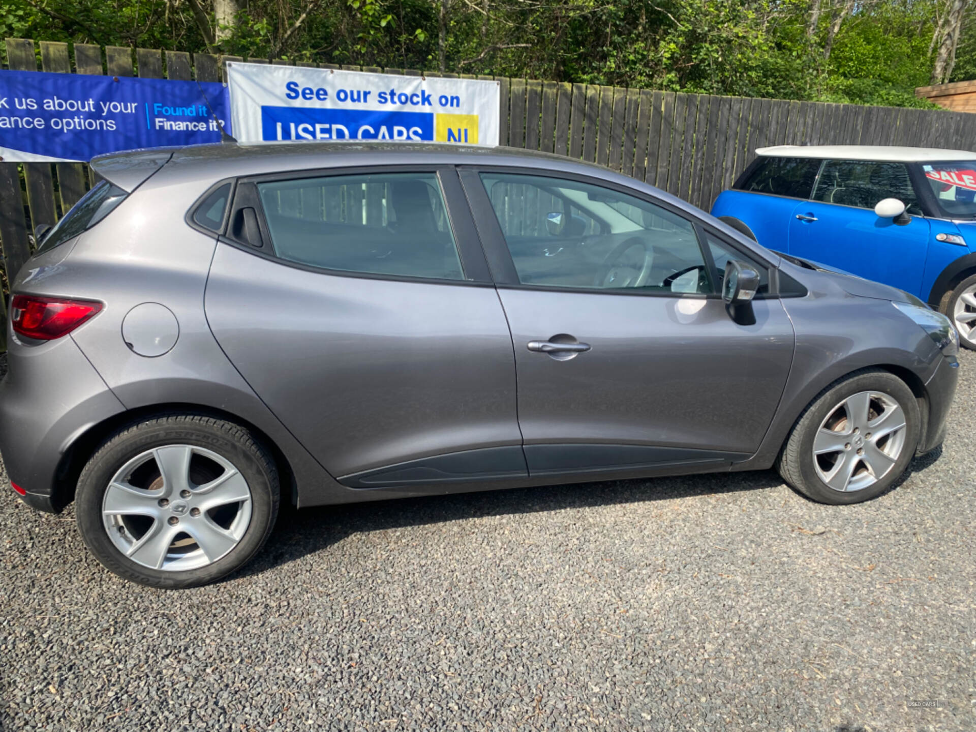 Jan 2014 Renault Clio 1.5 dCi 90 Expression+ Energy 5dr