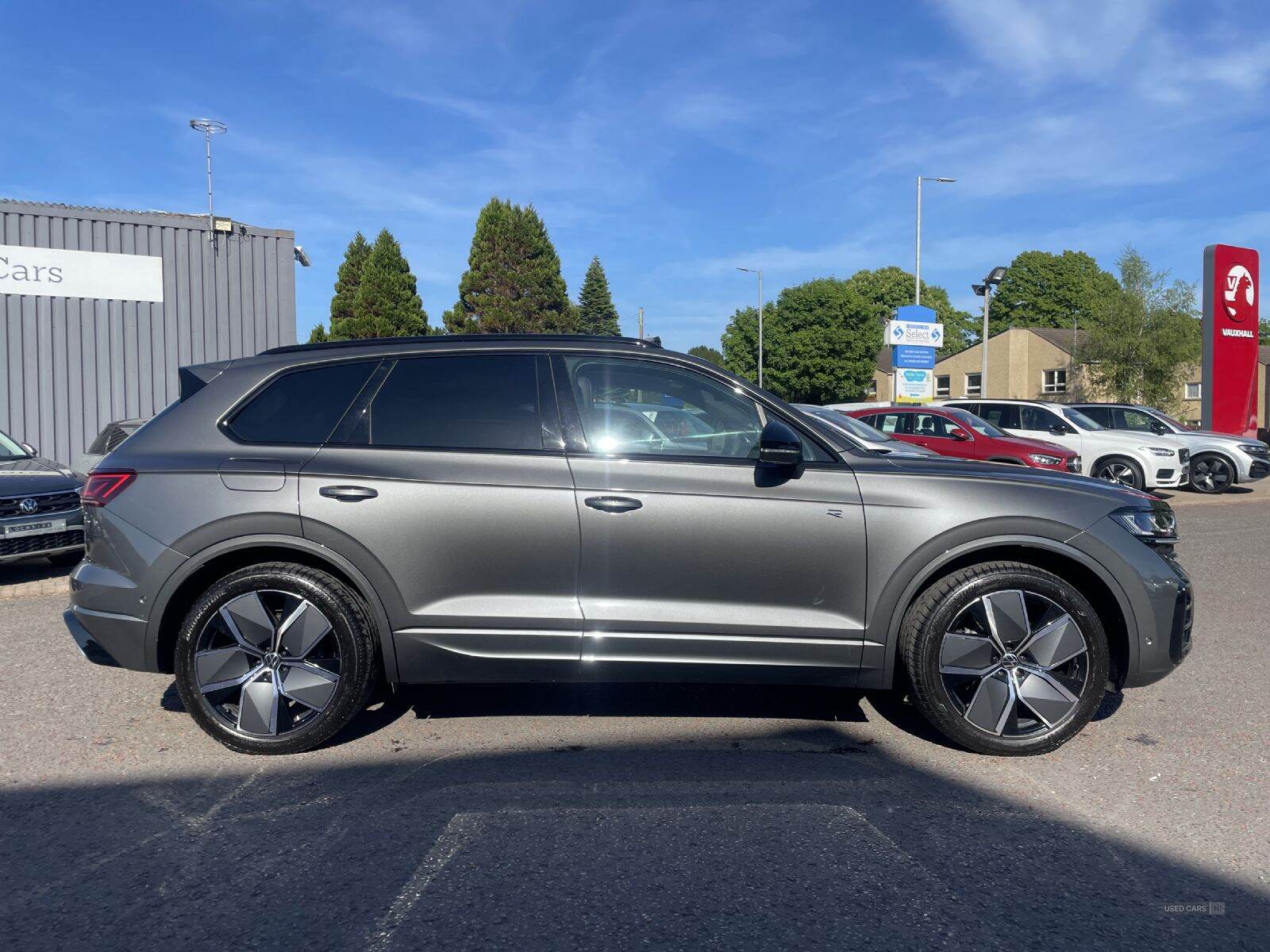 Sep 2024 Volkswagen Touareg 3.0 V6 TDI 4Motion 286 Black Edition 5dr Tip Auto