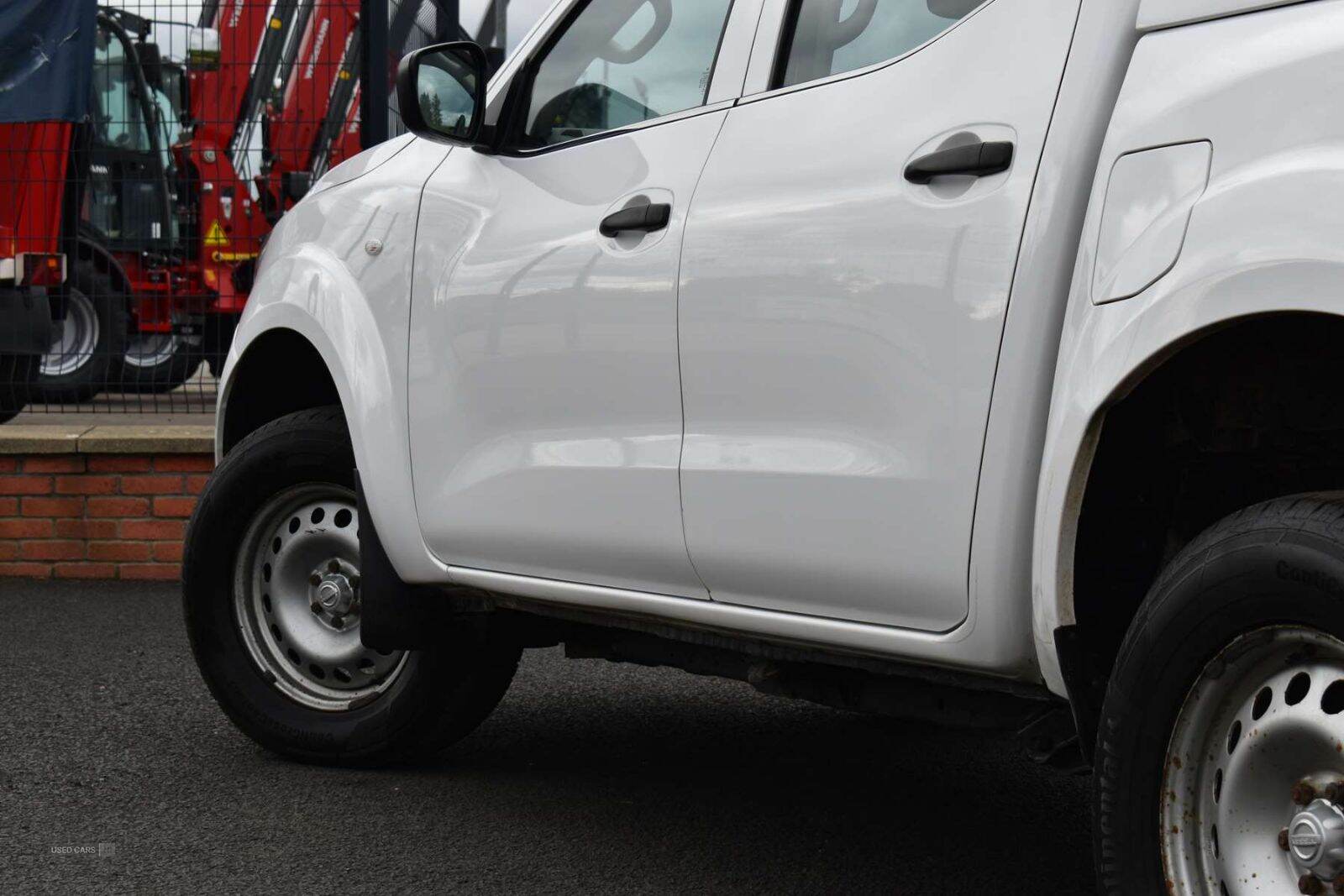 Nov 2021 Nissan Navara Double Cab Pick Up Visia 2.3dCi 163 TT 4WD