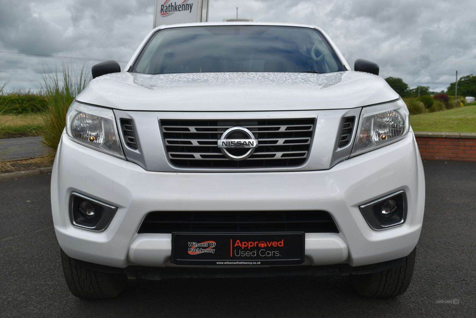 Nov 2021 Nissan Navara Double Cab Pick Up Visia 2.3dCi 163 TT 4WD