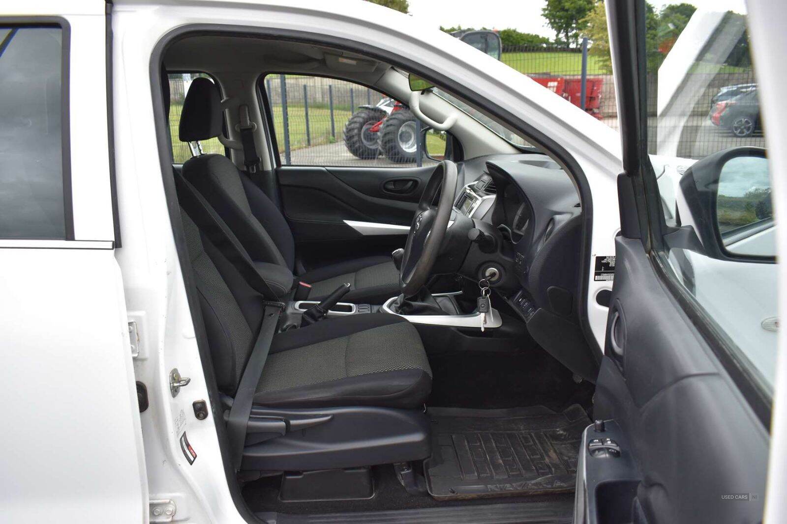 Nov 2021 Nissan Navara Double Cab Pick Up Visia 2.3dCi 163 TT 4WD