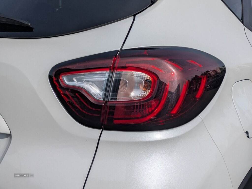 Sep 2020 Renault Captur 1.3 TCE 130 Iconic 5dr