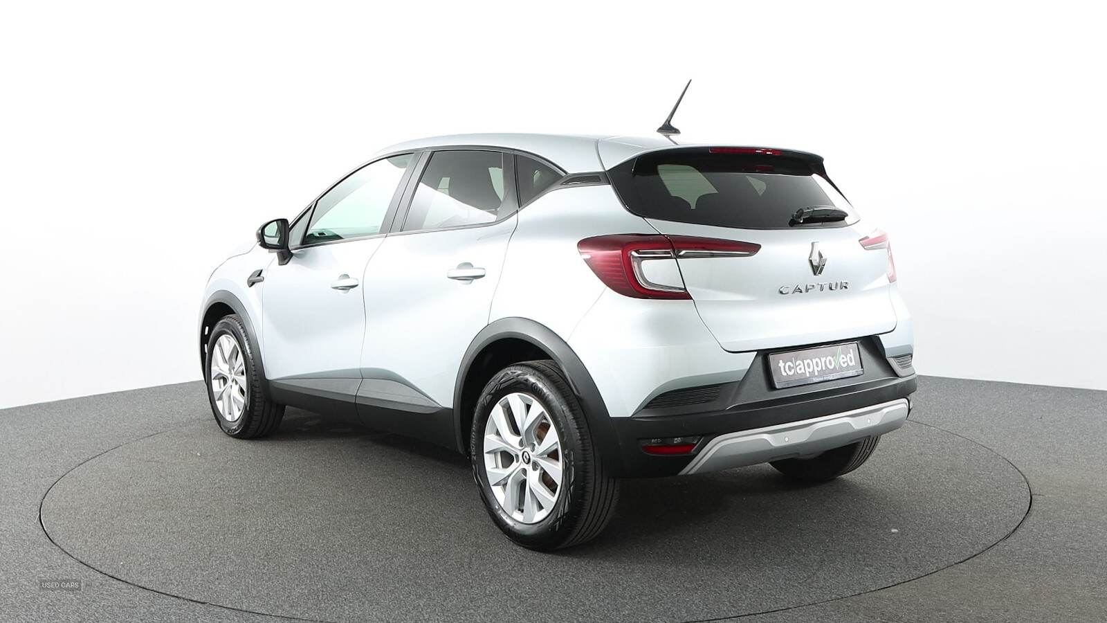 Feb 2022 Renault Captur 1.3 TCE 140 Iconic 5dr EDC