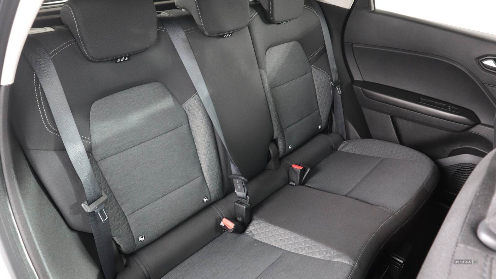 Feb 2022 Renault Captur 1.3 TCE 140 Iconic 5dr EDC