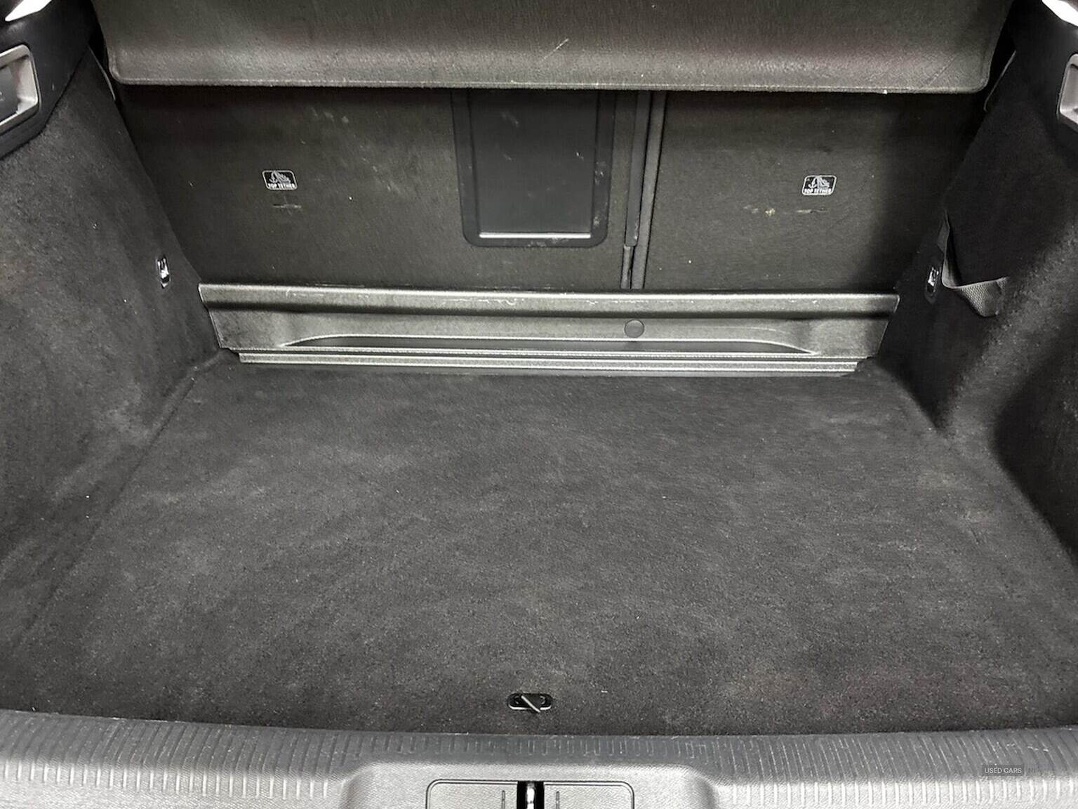 May 2019 DS DS7 2.0 Bluehdi Performance Line 5Dr Eat8