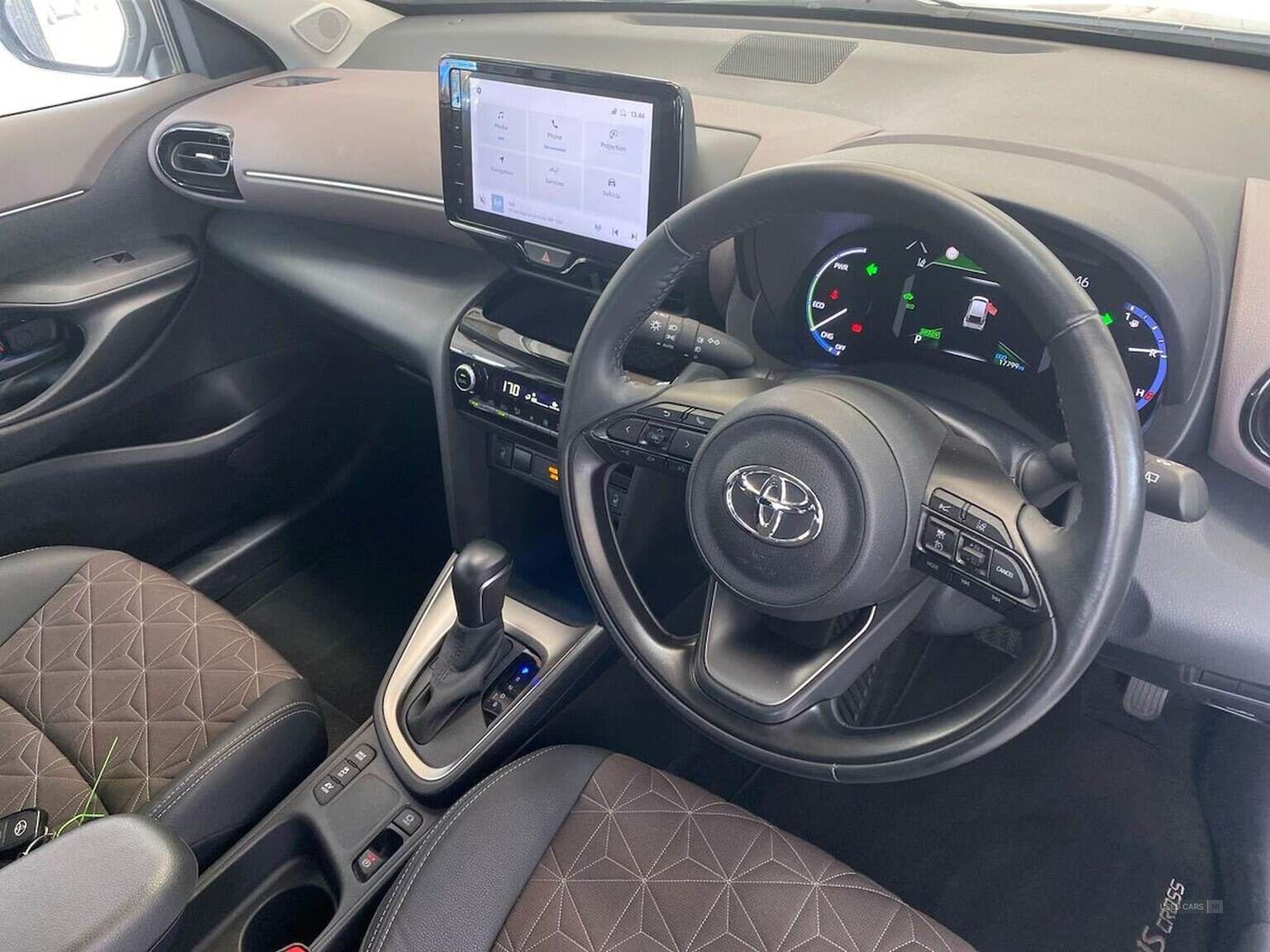 Aug 2022 Toyota Yaris Cross 1.5 Hybrid Excel 5Dr Cvt
