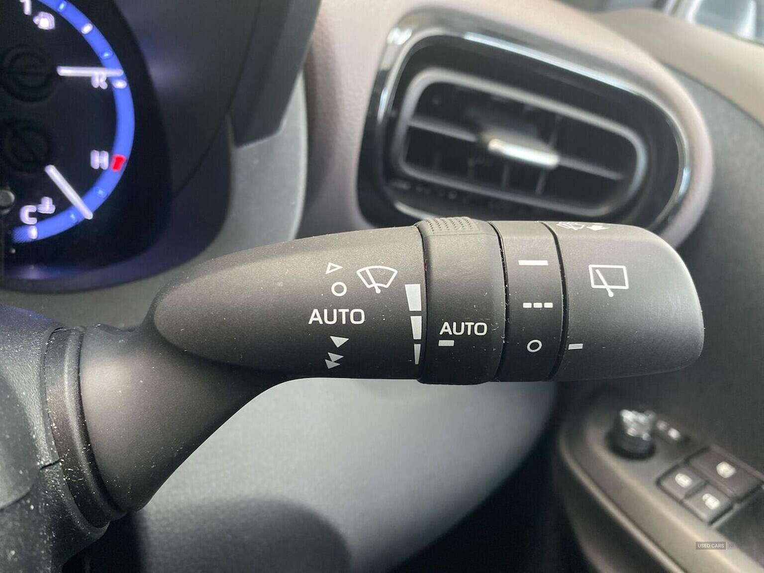 Aug 2022 Toyota Yaris Cross 1.5 Hybrid Excel 5Dr Cvt