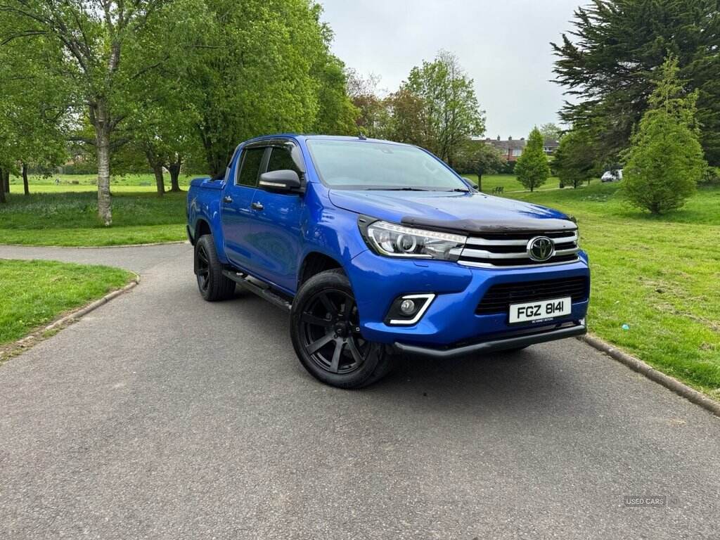 Mar 2017 Toyota Hi-lux Invincible X D/Cab Pick Up 2.4 D-4D Auto