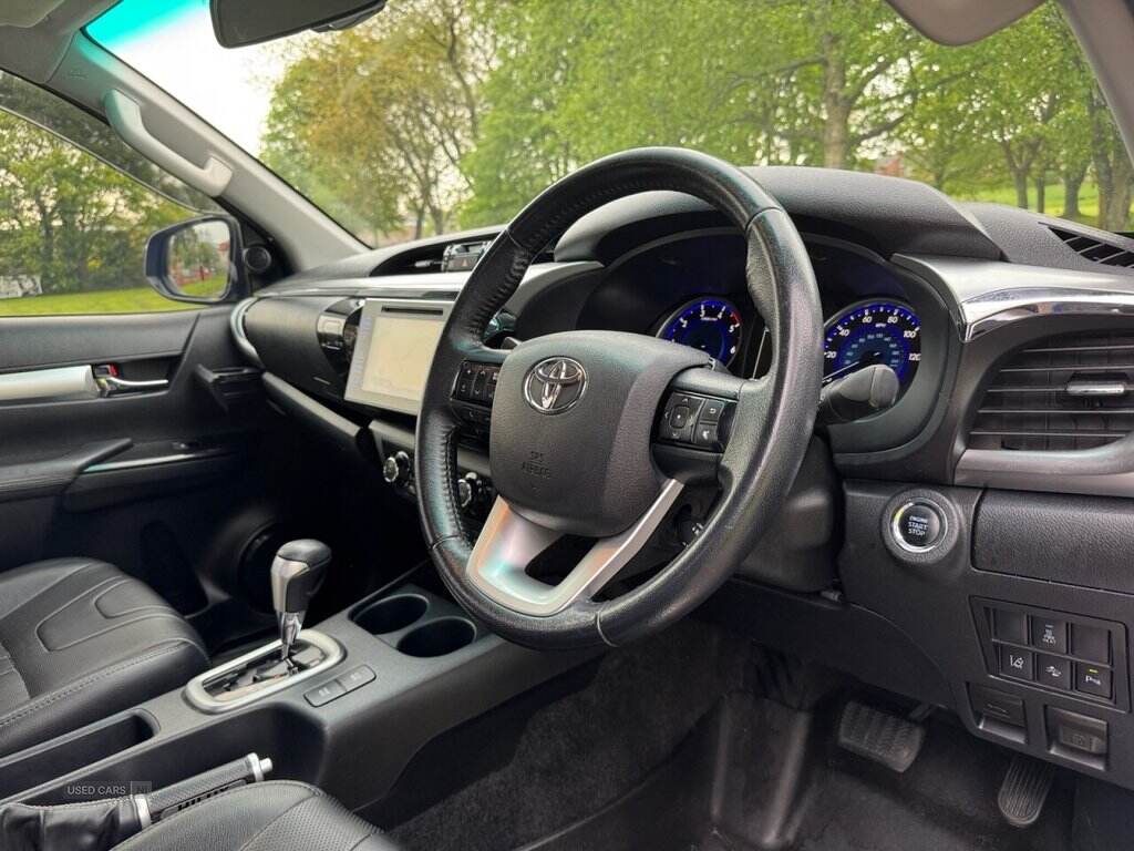 Mar 2017 Toyota Hi-lux Invincible X D/Cab Pick Up 2.4 D-4D Auto