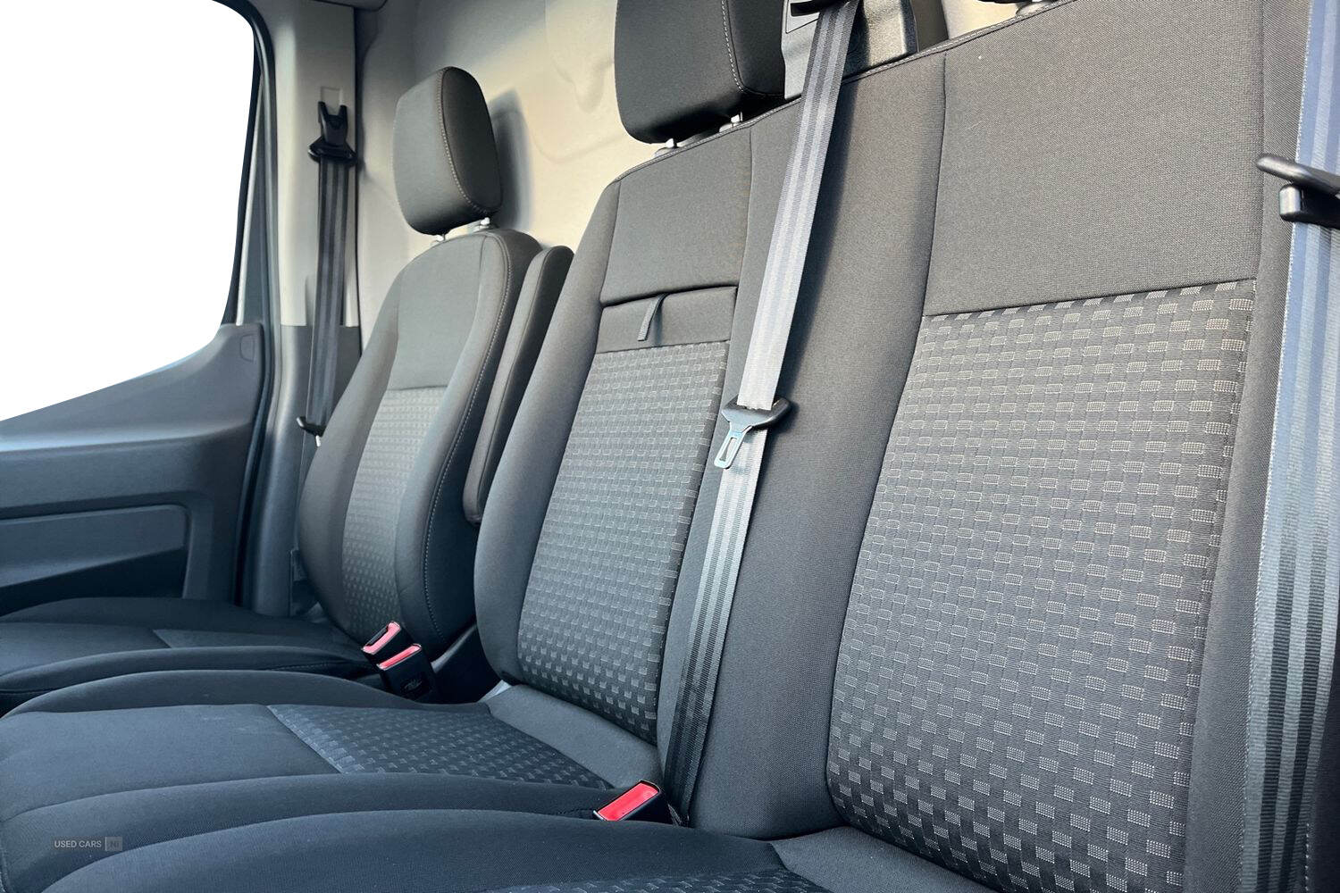 Mar 2023 Ford Transit 135kW 68kWh H3 Trend Van Auto