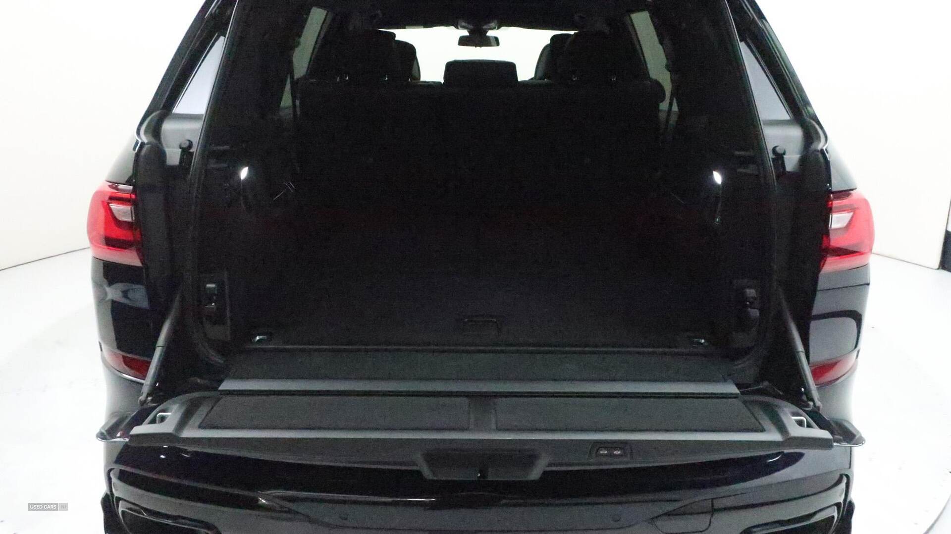 Nov 2021 BMW X7 xDrive40d MHT M Sport 5dr Step Auto