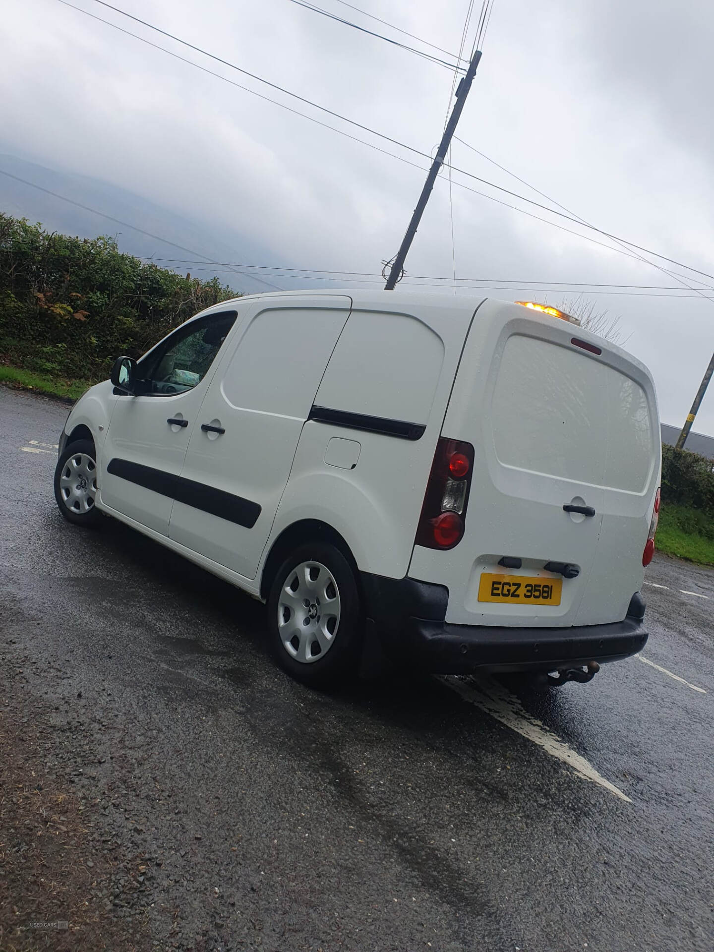 Sep 2016 Peugeot Partner 850 1.6 BlueHDi 100 Professional Van [non SS]