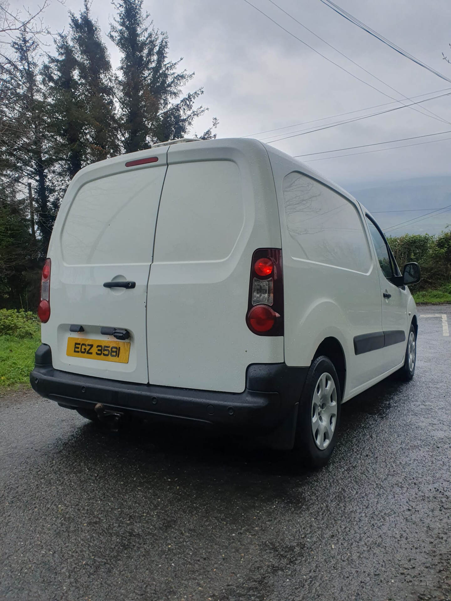 Sep 2016 Peugeot Partner 850 1.6 BlueHDi 100 Professional Van [non SS]