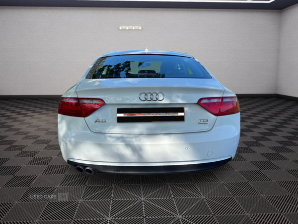 Audi A5 DIESEL SPORTBACK in Down